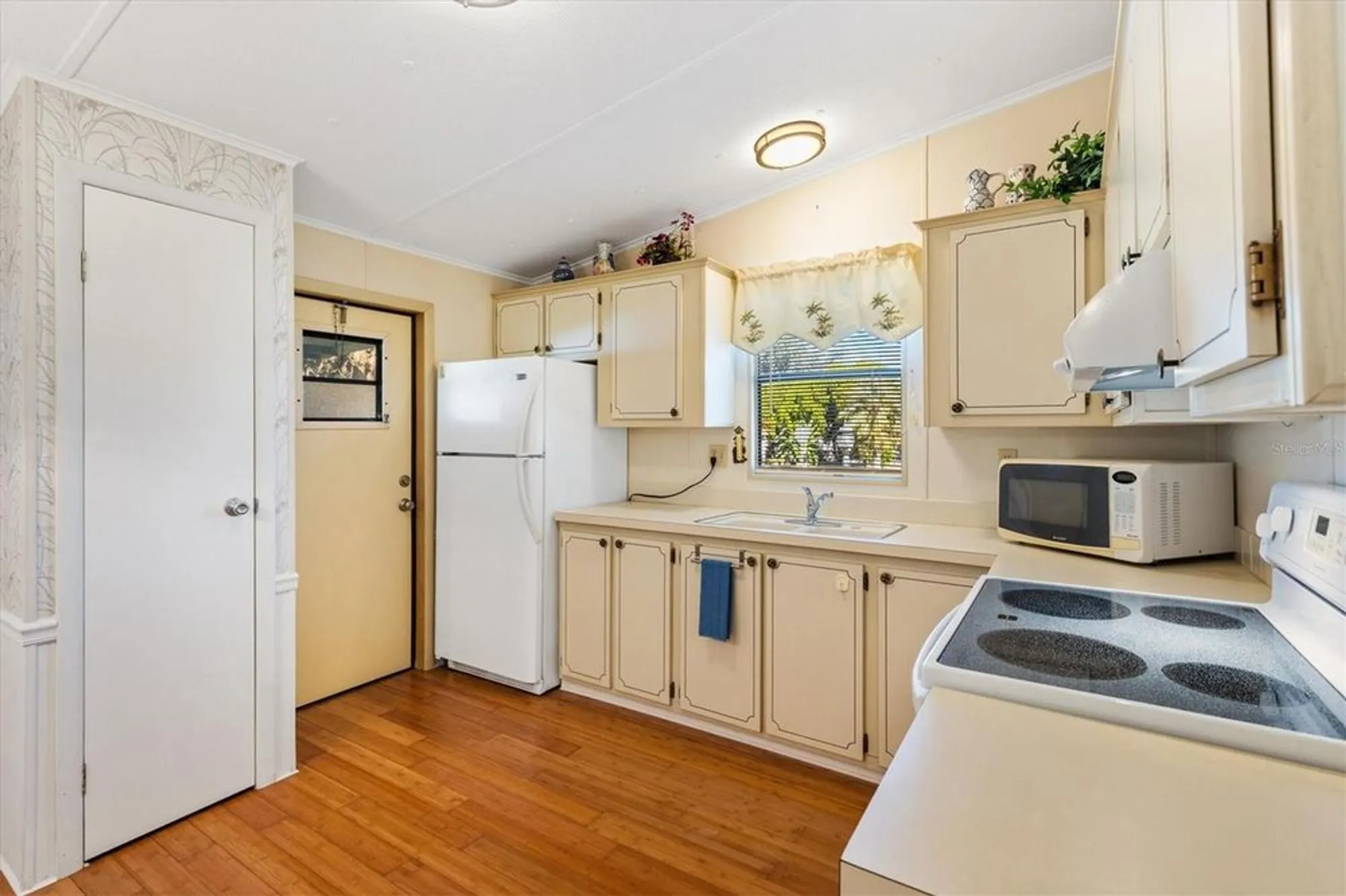 Property Slideshow image 8 of 35 | 610 tarrson blvd, The Villages, FL, 32159