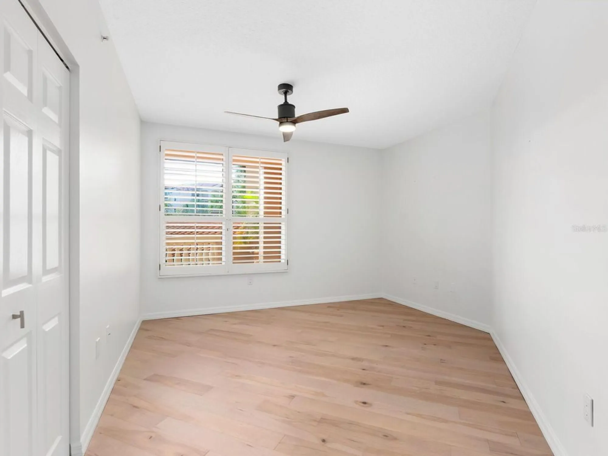 Property Slideshow image 30 of 59 | 5420 eagles point cir apt 105, Sarasota, FL, 34231