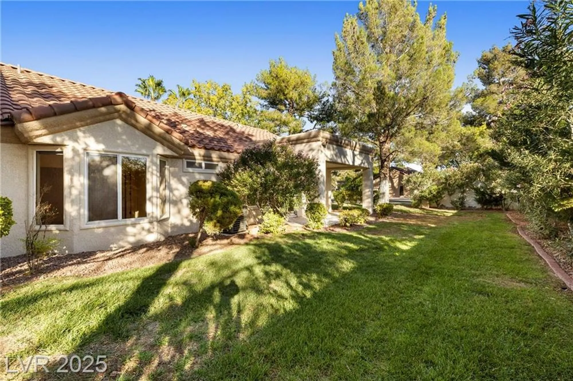 Property Slideshow image 25 of 44 | 8701 millsboro dr, Las Vegas, NV, 89134