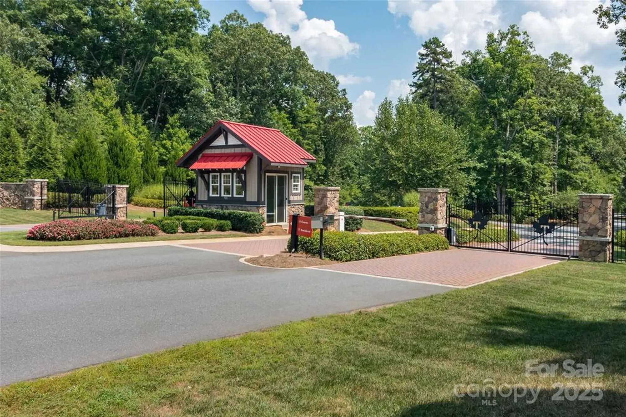 Property Slideshow image 34 of 41 | 3053 oliver stanley trl, Lancaster, SC, 29720