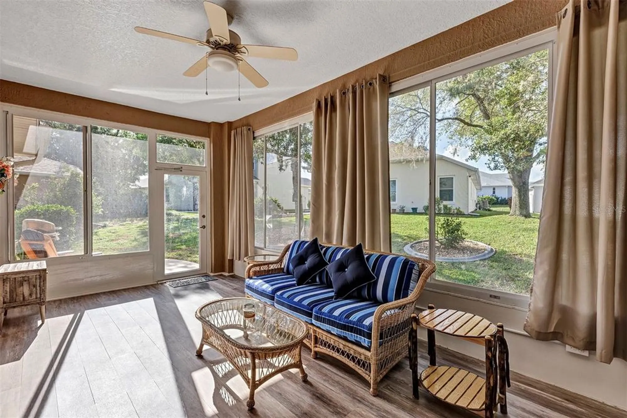 Property Slideshow image 35 of 73 | 5305 indian ocean loop, Tavares, FL, 32778