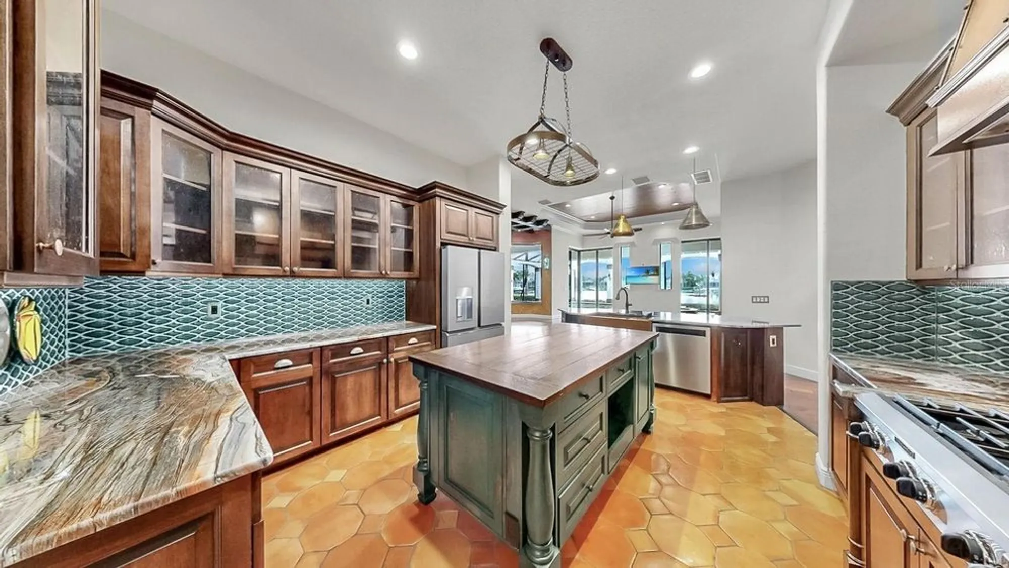 Property Slideshow image 23 of 82 | 5417 tybee island dr, Apollo Beach, FL, 33572