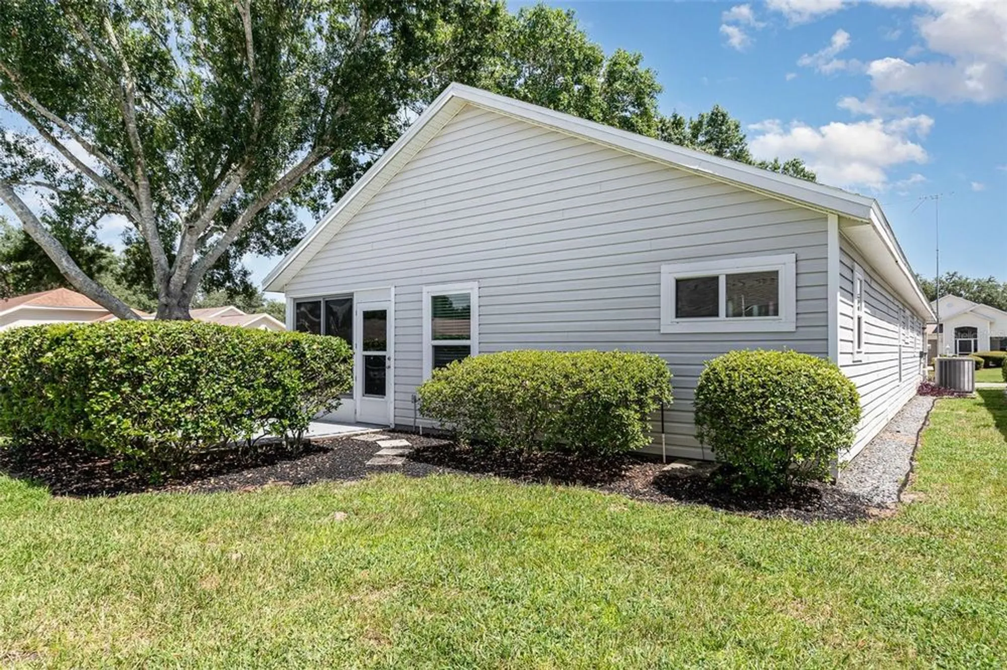 Property Slideshow image 26 of 29 | 4525 eaglewood dr, Leesburg, FL, 34748