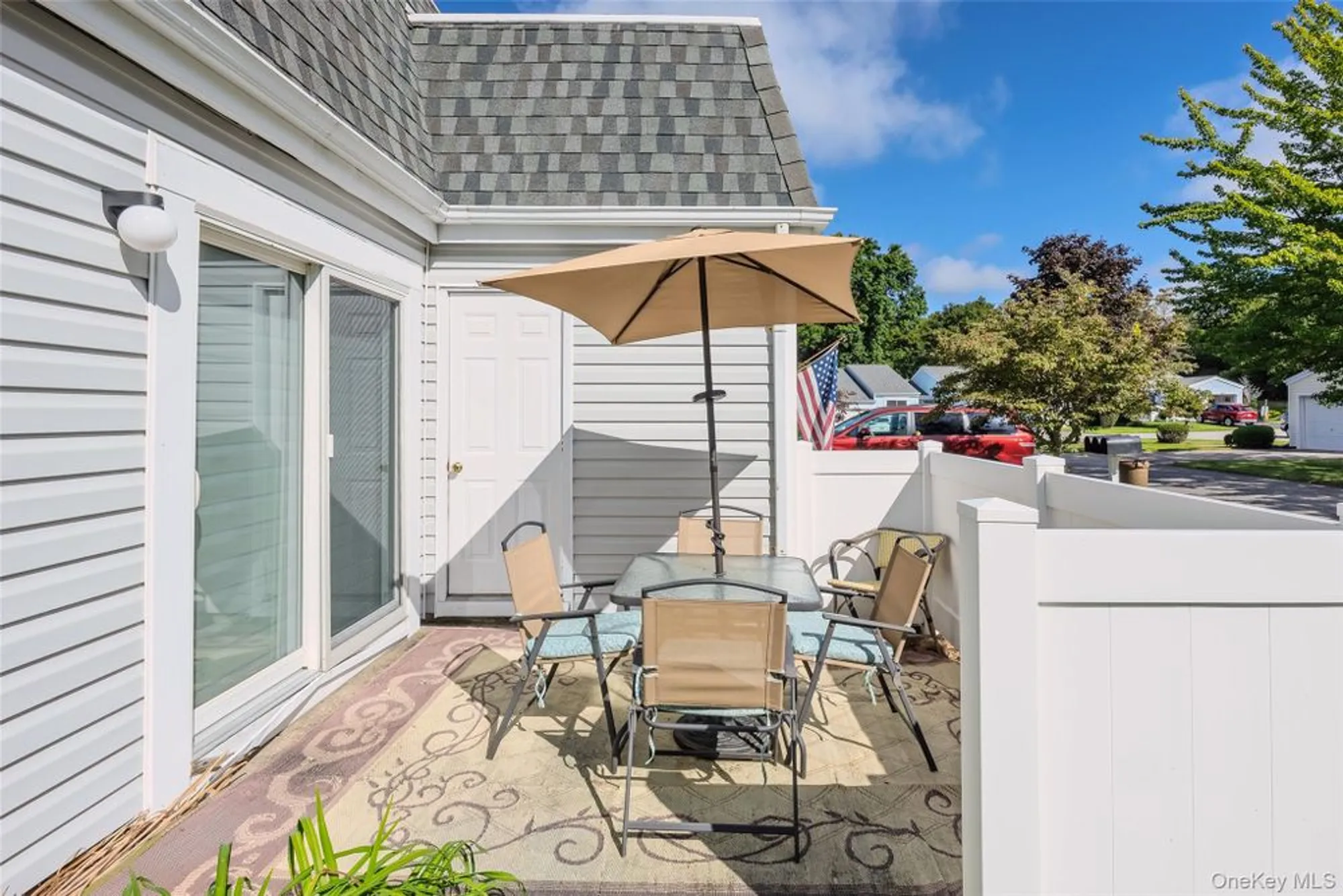 Property Slideshow image 22 of 35 | 204 bentley ct 204, Smithtown, NY, 11780