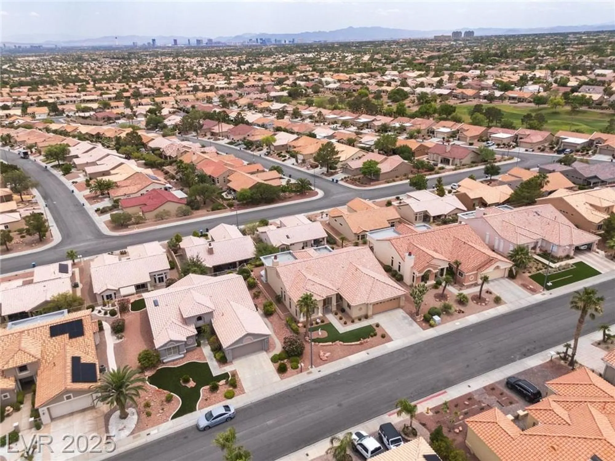 Property Slideshow image 38 of 67 | 2624 spalding dr, Las Vegas, NV, 89134