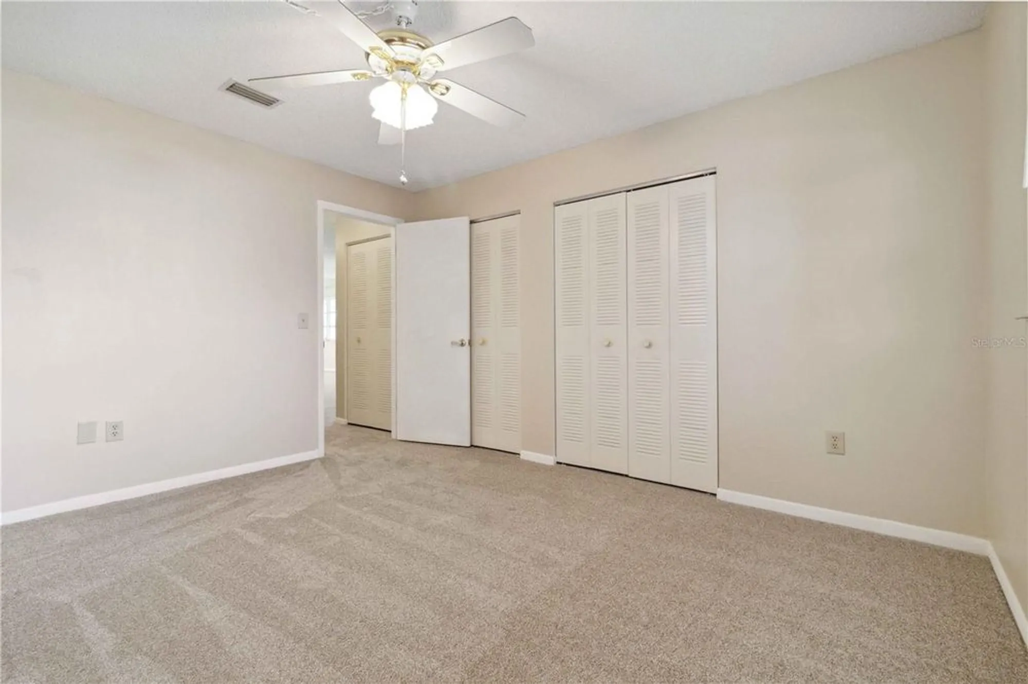 Property Slideshow image 21 of 30 | 5623 80th st n unit 202, St Petersburg, FL, 33709