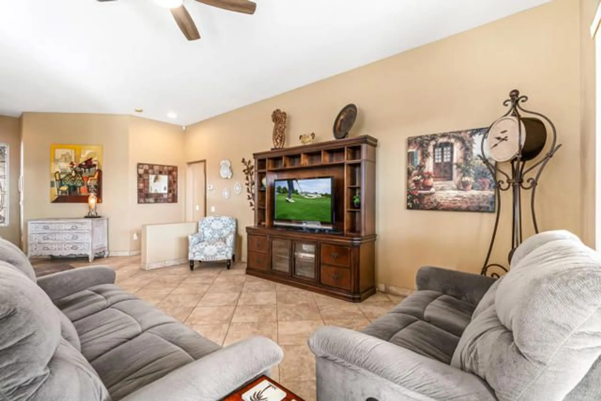 Property Slideshow image 10 of 51 | 43774 royal saint george dr, Indio, CA, 92201