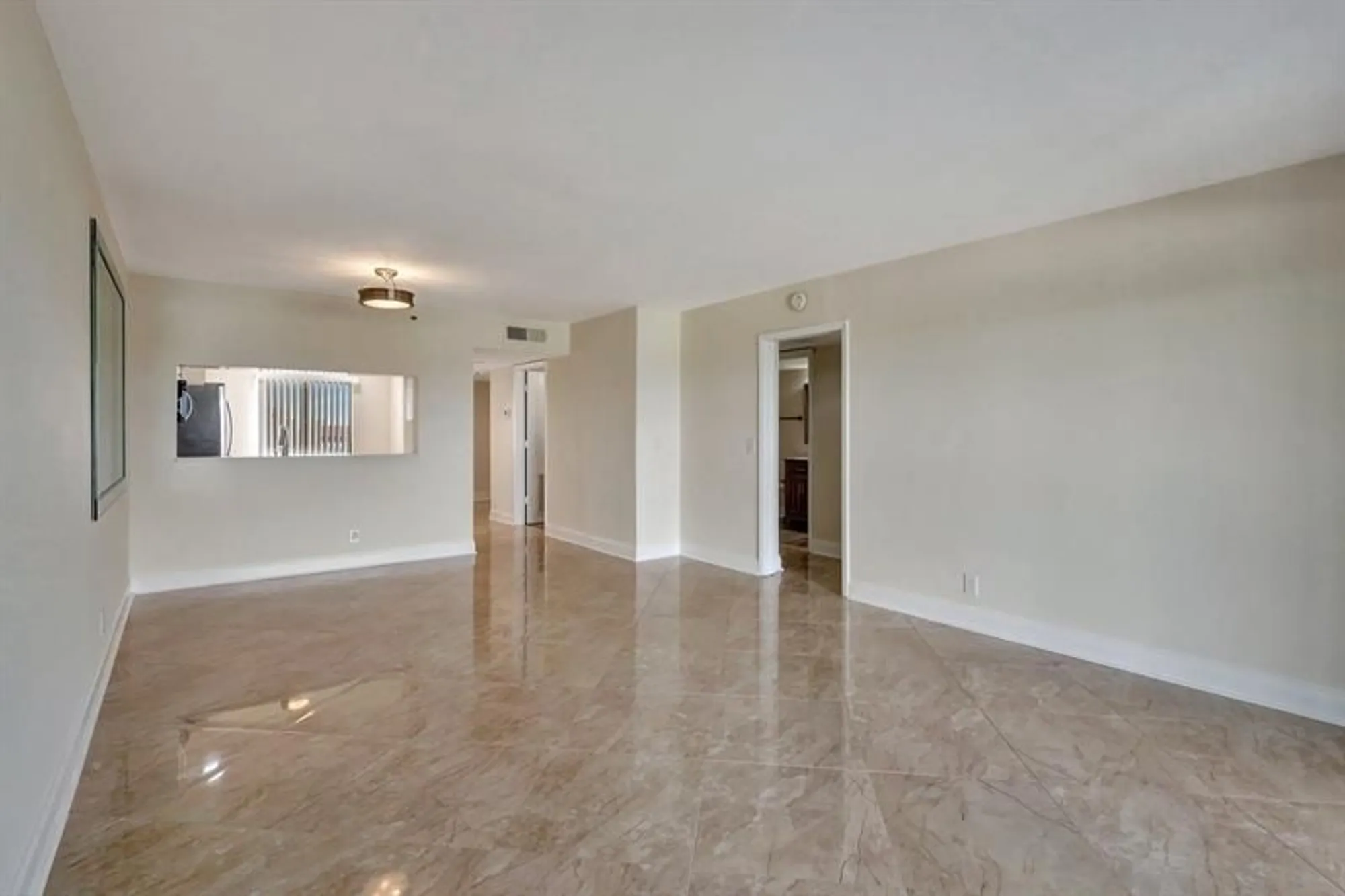 Property Slideshow image 12 of 27 | 14460 strathmore ln 807, Delray Beach, FL, 33446