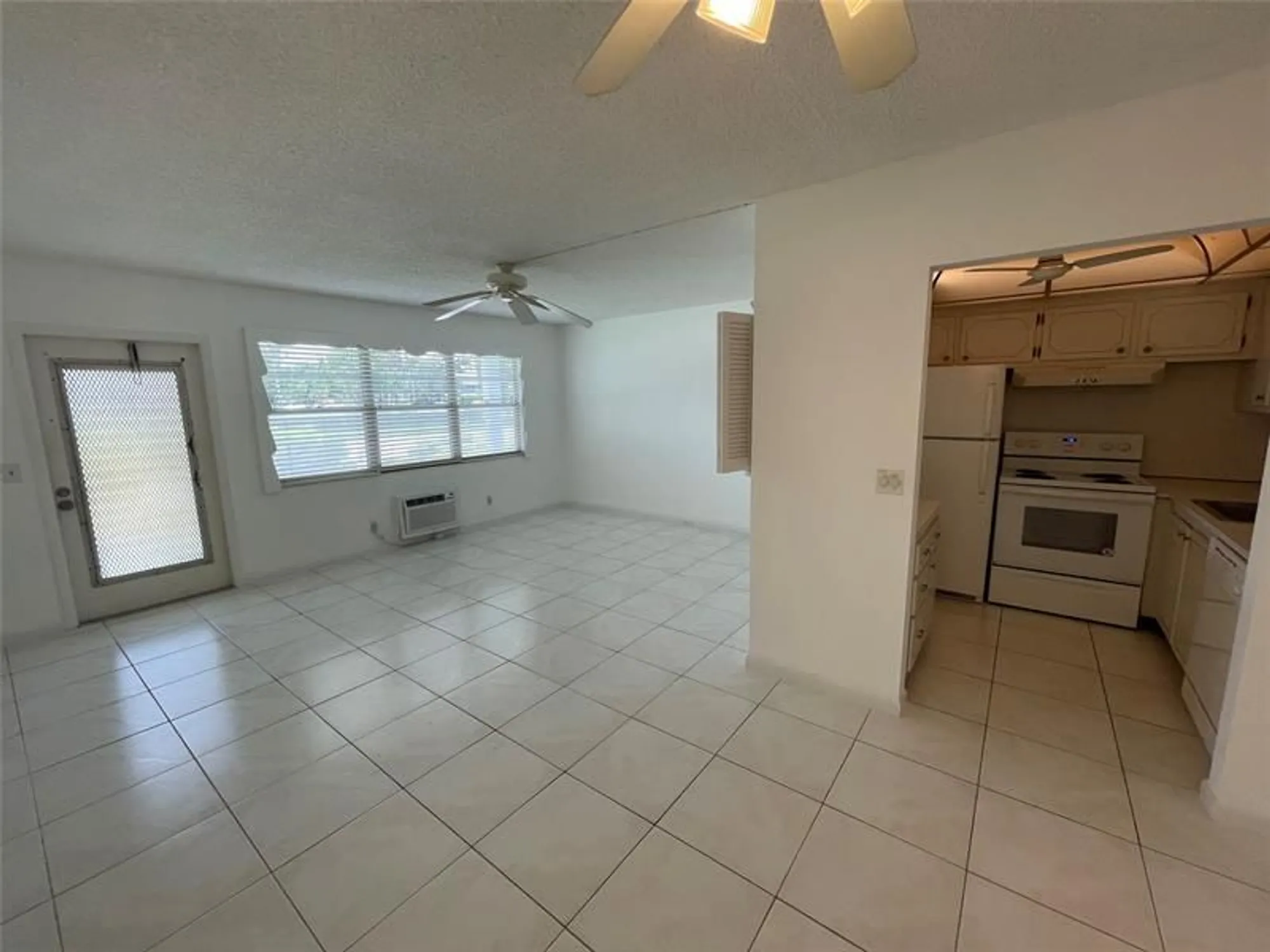 Property Slideshow image 7 of 14 | 116 prescott f f, Deerfield Beach, FL, 33442