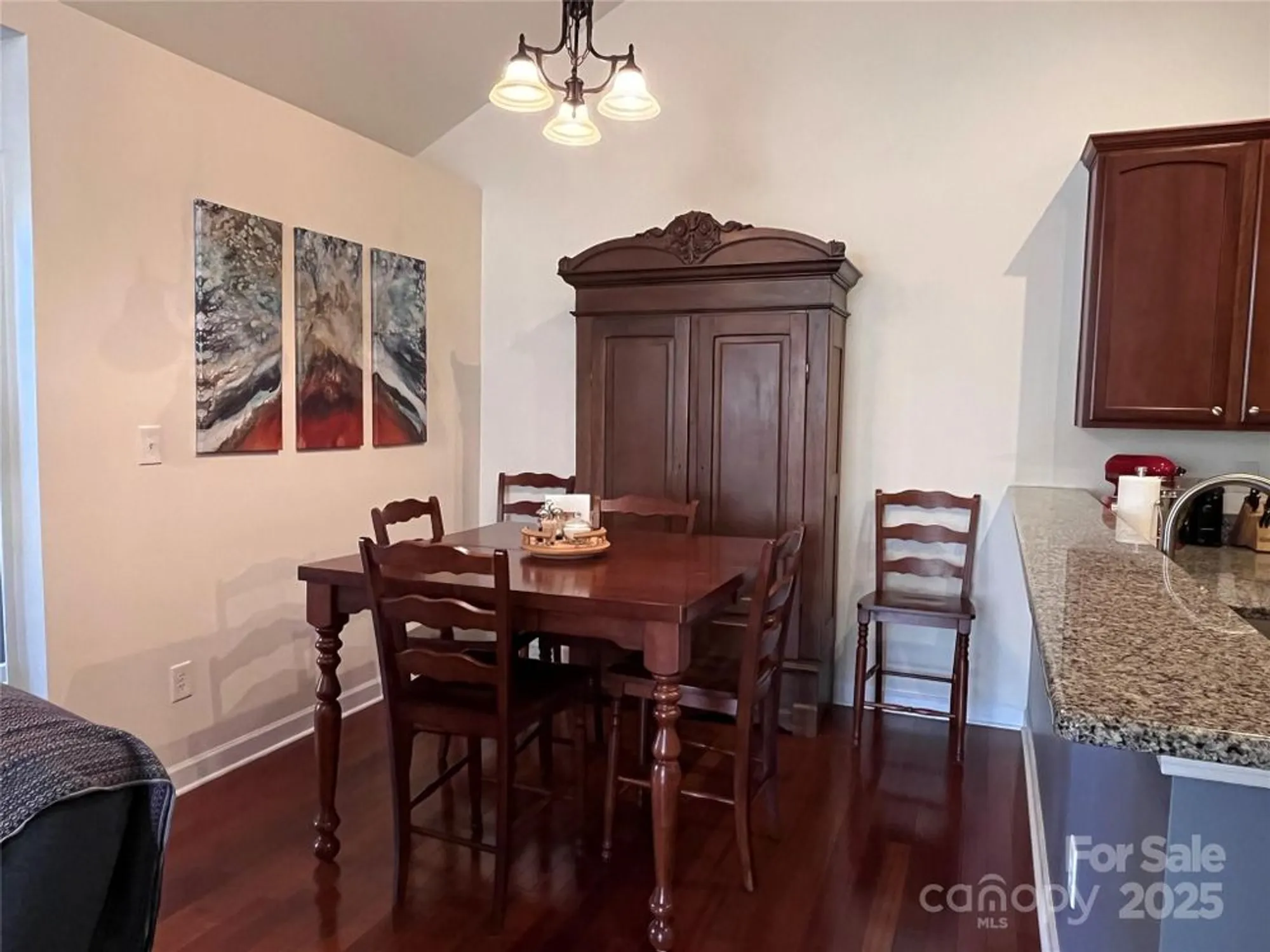 Property Slideshow image 14 of 32 | 5518 prosperity view dr, Charlotte, NC, 28269