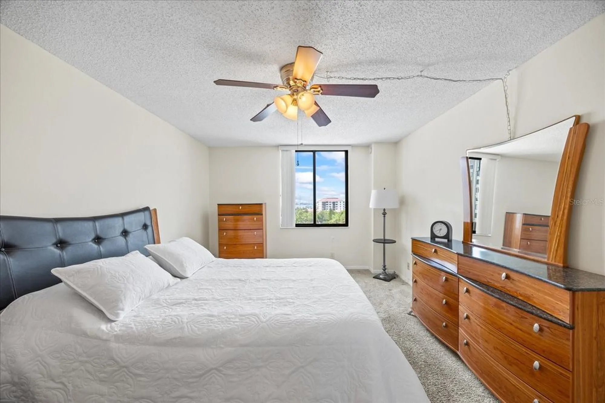 Property Slideshow image 14 of 28 | 6322 palma del mar blvd s apt 604, St Petersburg, FL, 33715