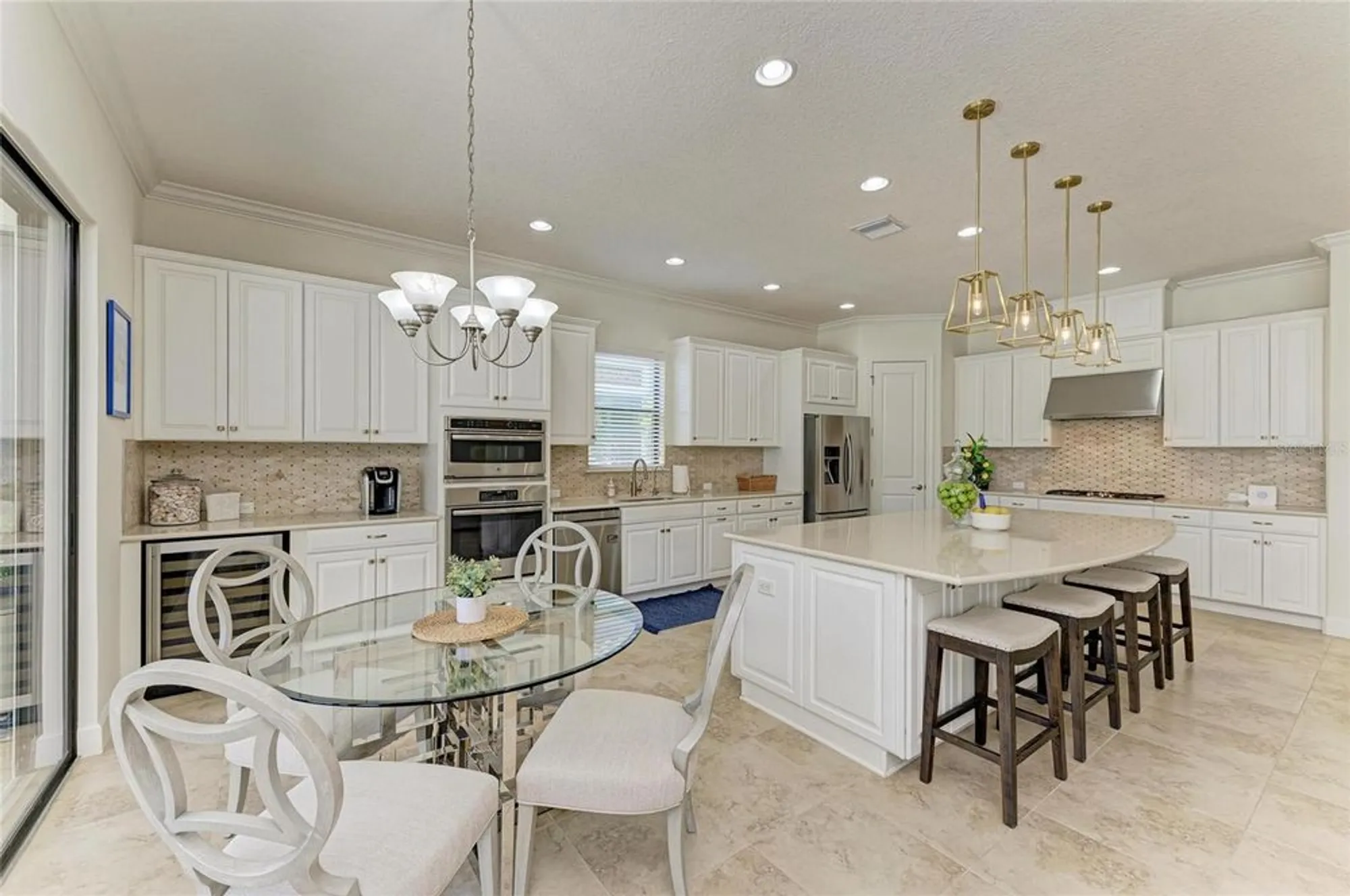 Property Slideshow image 15 of 94 | 4632 benito ct, Lakewood Ranch, FL, 34211