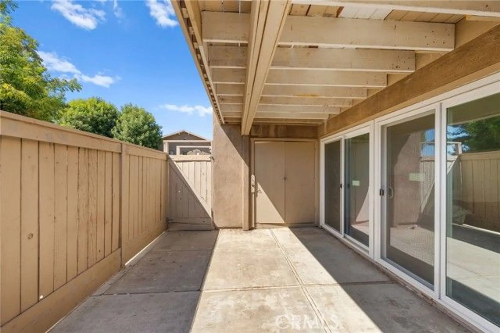 Property Slideshow image 20 of 23 | 28661 via las flores, Murrieta, CA, 92563