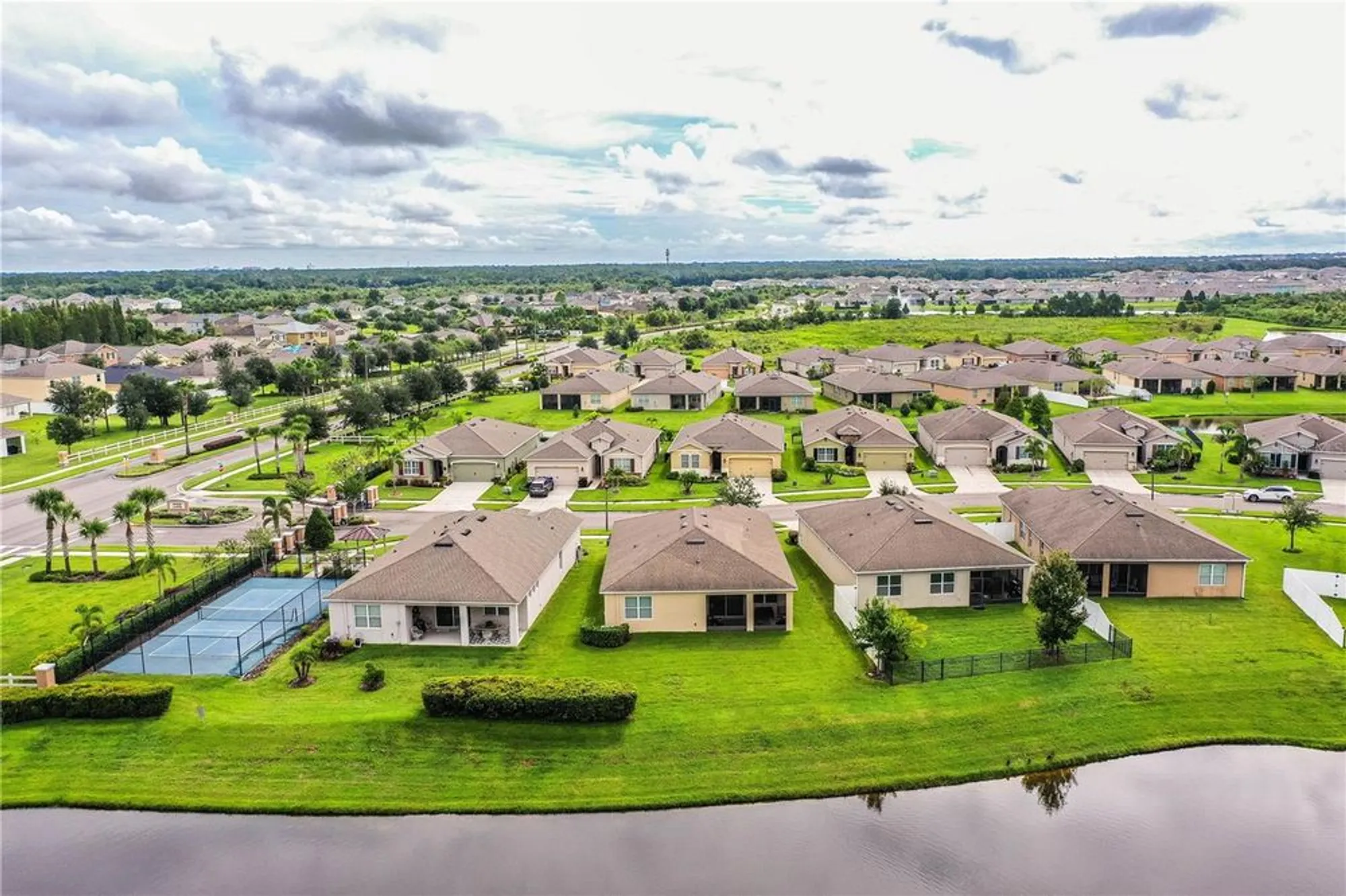 Property Slideshow image 41 of 47 | 2778 canyon crest dr, Lakeland, FL, 33811