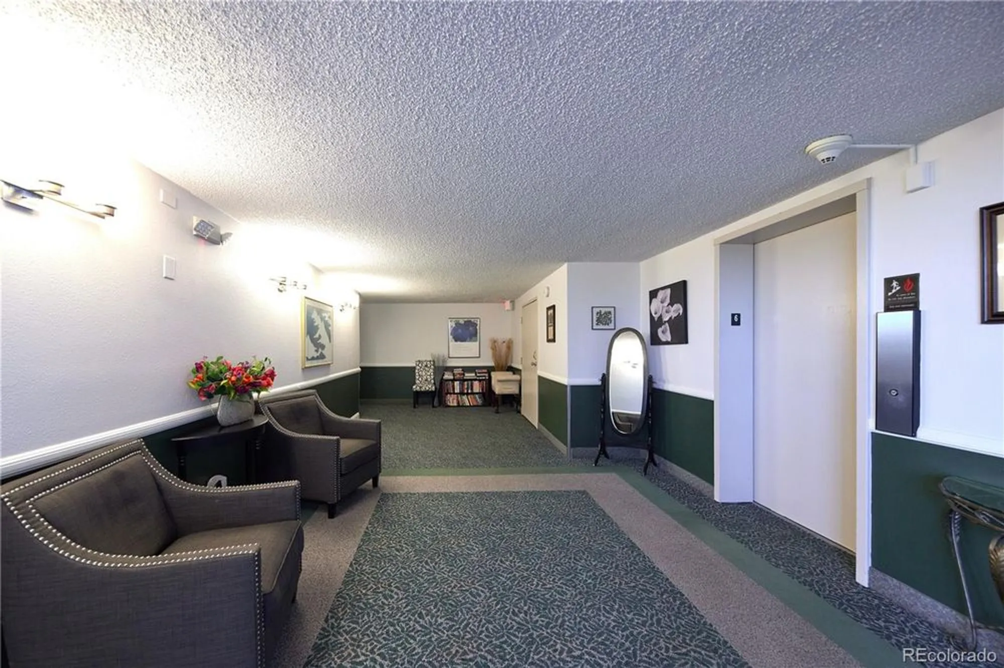 Property Slideshow image 29 of 45 | 13902 e marina dr apt 610, Aurora, CO, 80014