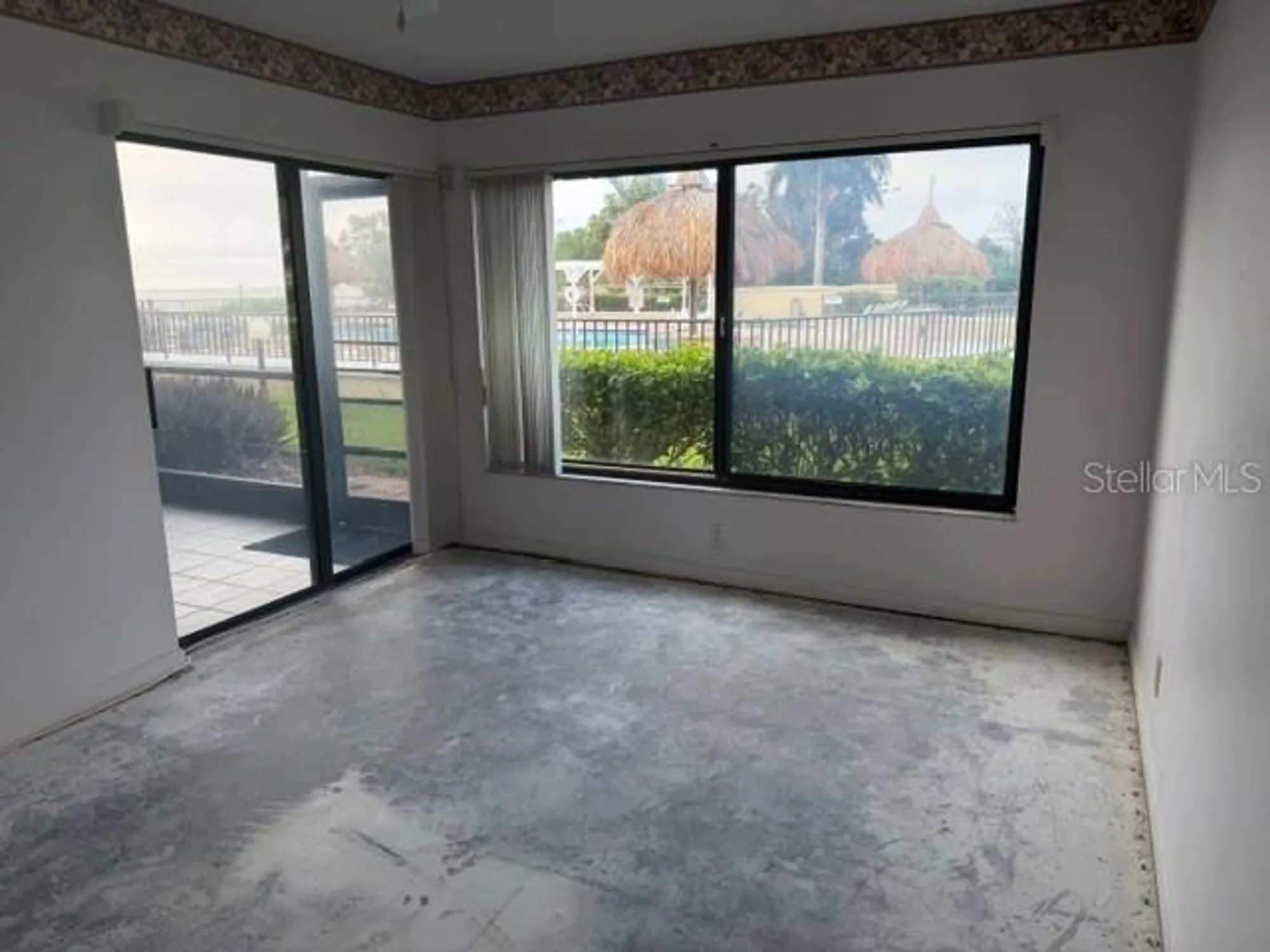 Property Slideshow image 7 of 12 | 6372 palma del mar blvd s apt 118, St Petersburg, FL, 33715