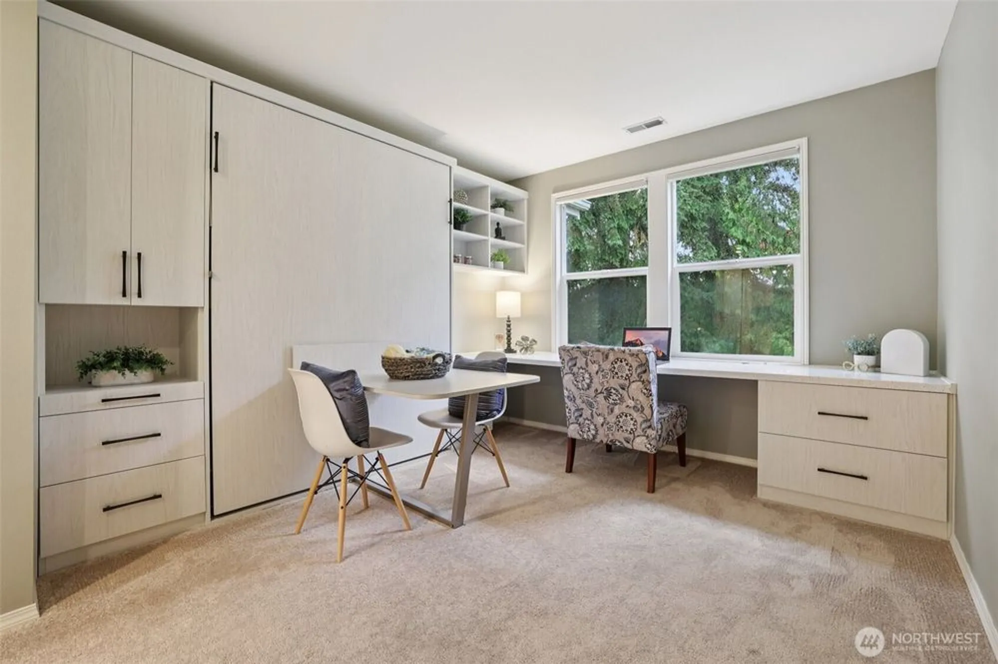 Property Slideshow image 32 of 40 | 22561 se 42nd ter # 2211, Issaquah, WA, 98029