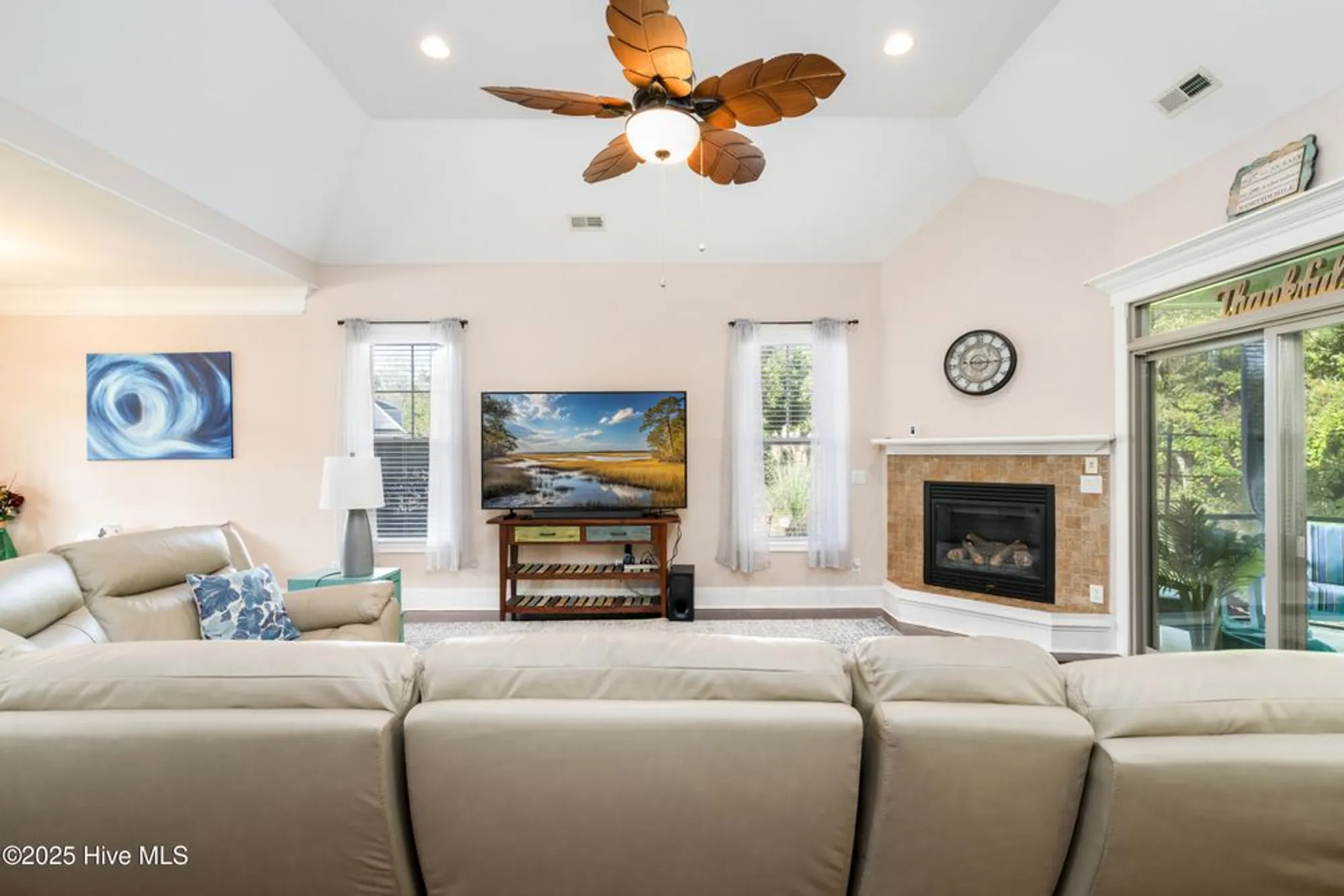 Property Slideshow image 11 of 43 | 2314 hickory bottom ct, Leland, NC, 28451