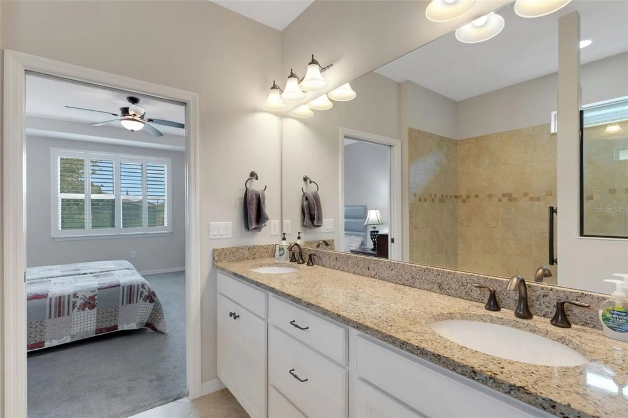 Property Slideshow image 25 of 70 | 613 cantabria dr, Davenport, FL, 33837