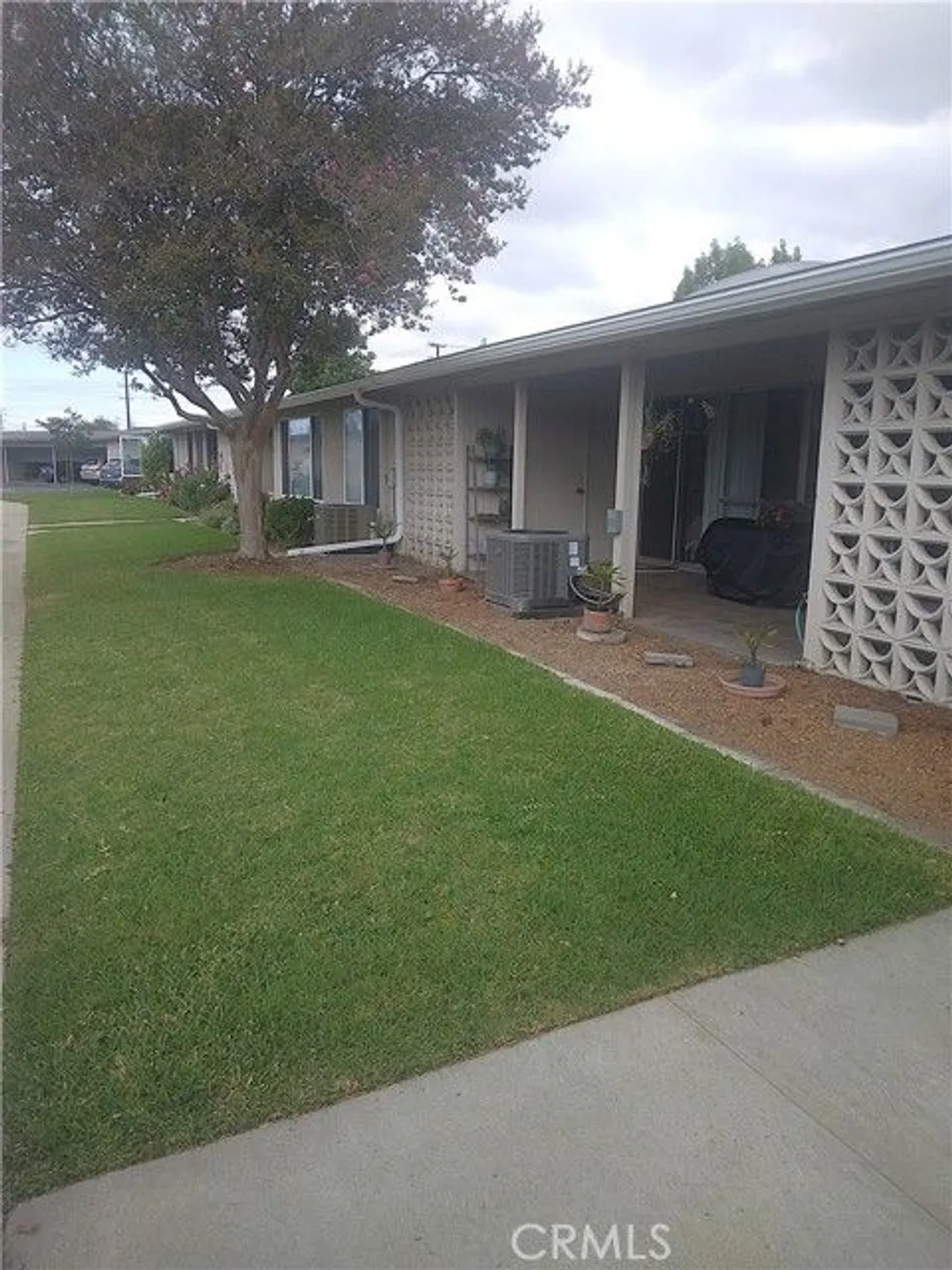Property Slideshow image 3 of 23 | 13061 del monte dr, Seal Beach, CA, 90740