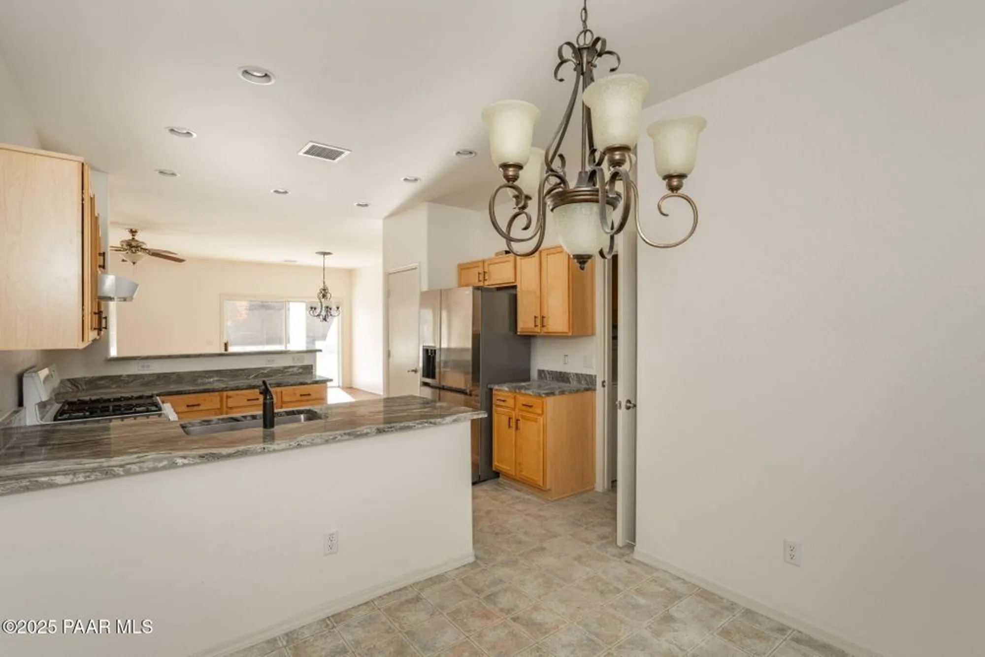 Property Slideshow image 16 of 36 | 7677 e shimmer ln, Prescott Valley, AZ, 86315
