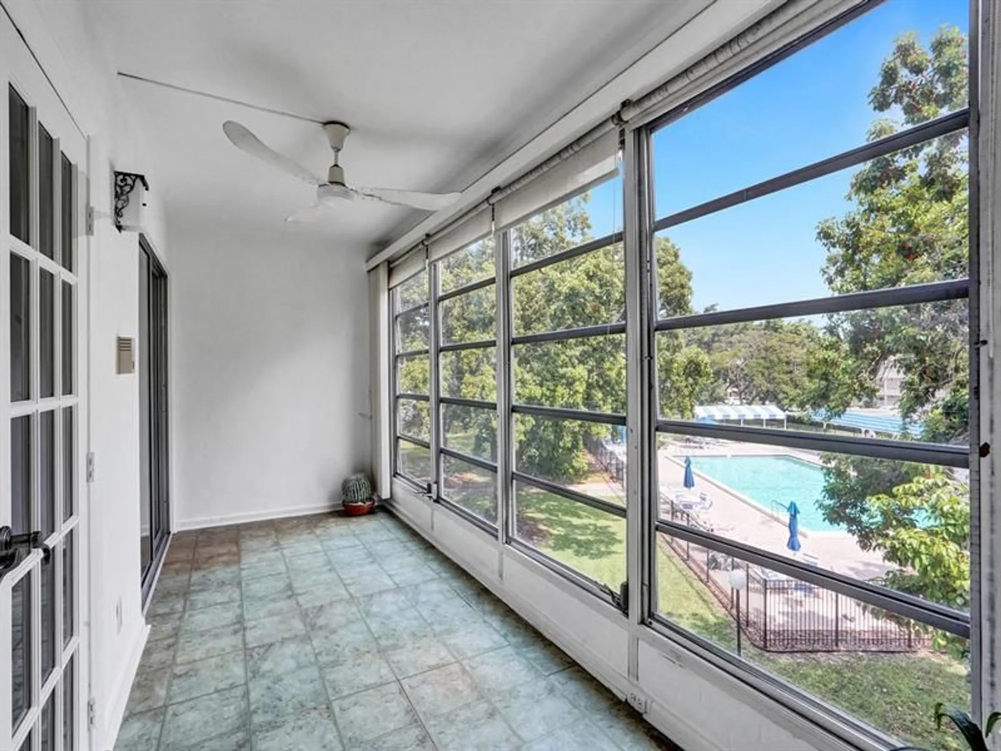 Property Slideshow image 37 of 64 | 3002 portofino isle c3, Coconut Creek, FL, 33066