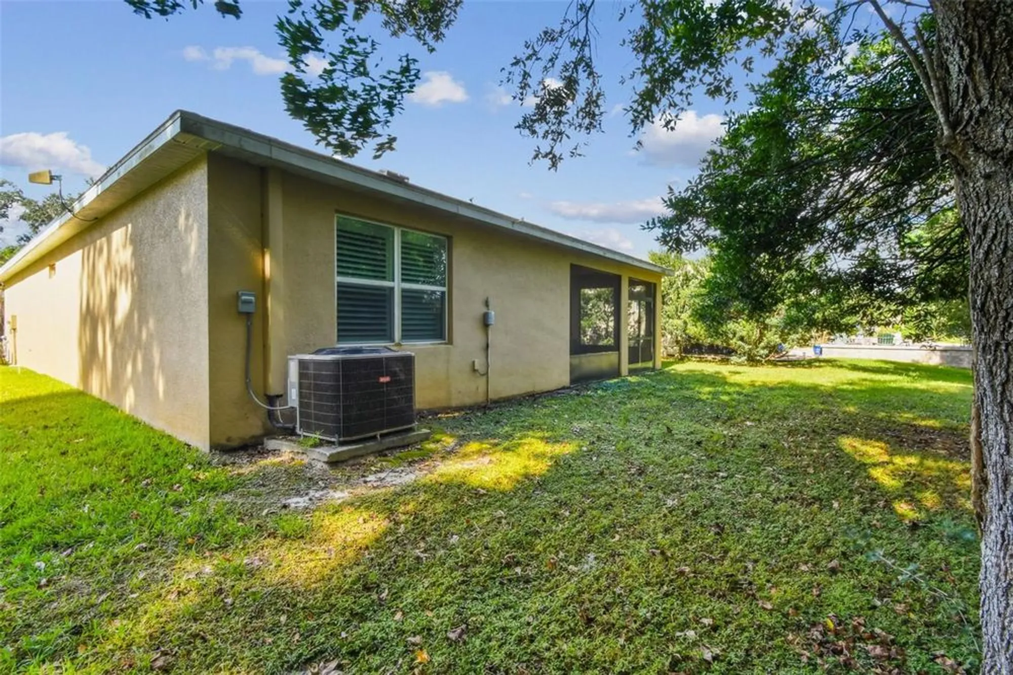 Property Slideshow image 25 of 69 | 12322 eastpointe dr, Dade City, FL, 33525