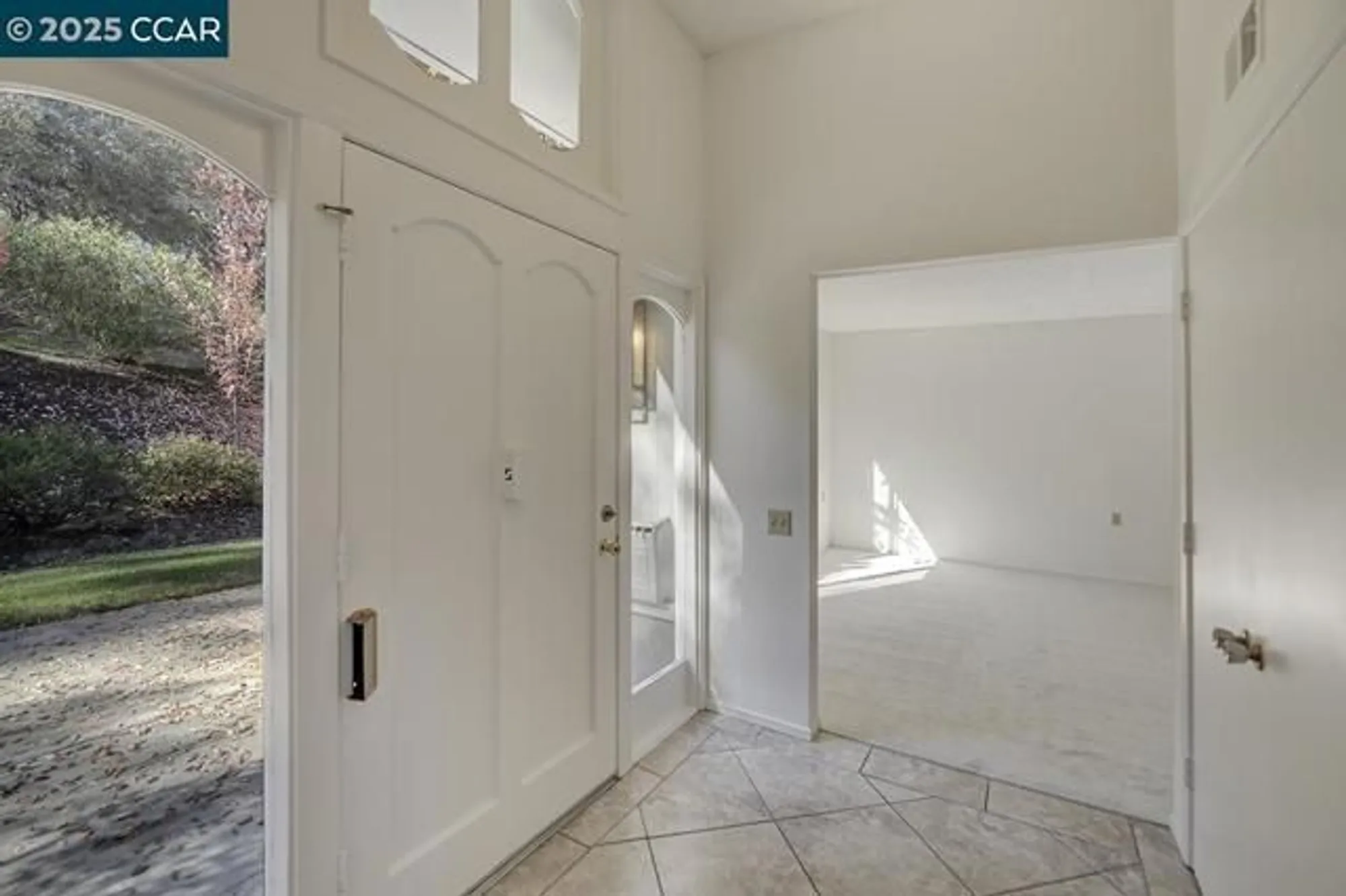 Property Slideshow image 4 of 45 | 1137 stanley dollar dr 5, Walnut Creek, CA, 94595