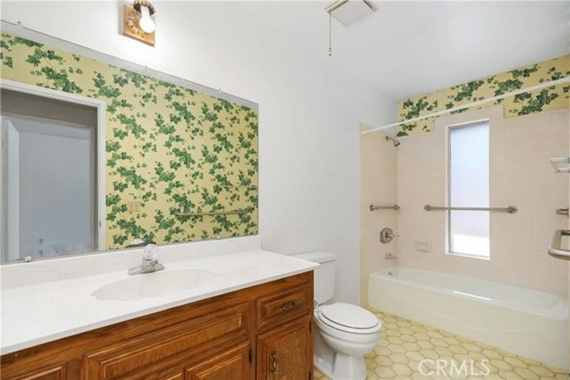 Property Slideshow image 22 of 32 | 1150 lemon gum ln, Hemet, CA, 92545