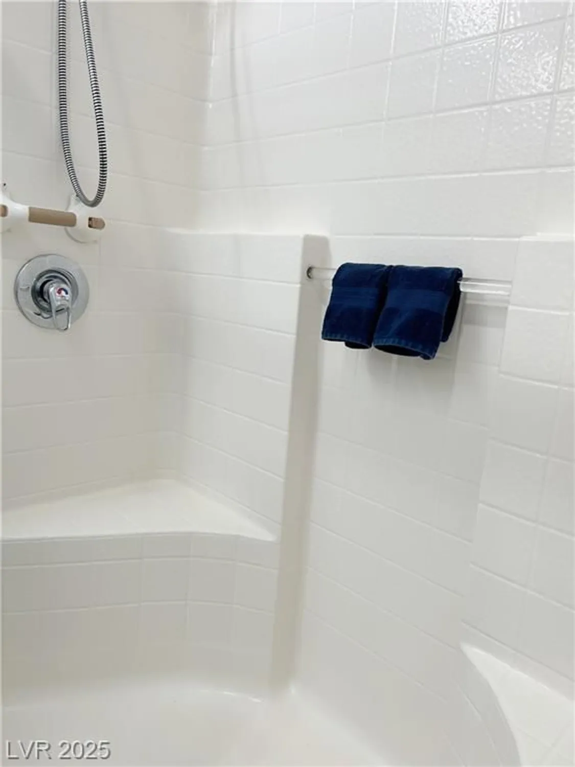 Property Slideshow image 26 of 40 | 410 bel air ave, Pahrump, NV, 89048