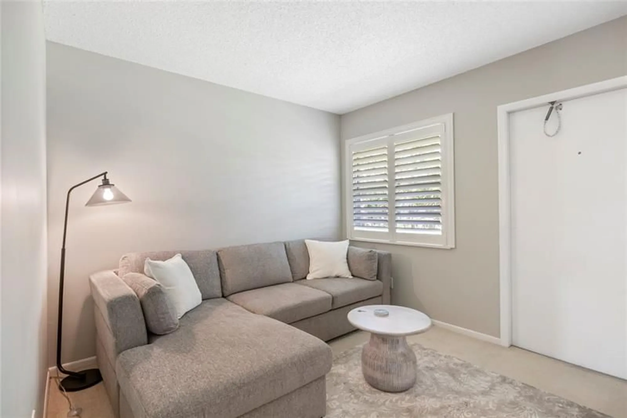 Property Slideshow image 5 of 20 | 27 vista gardens trl apt 204, Vero Beach, FL, 32962