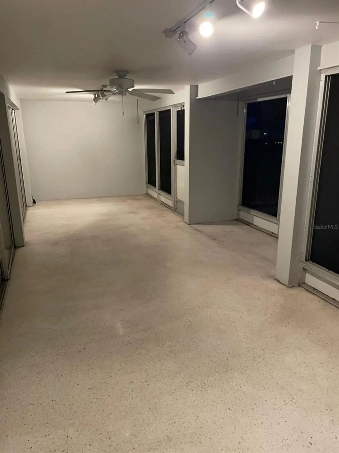 Property Slideshow image 12 of 14 | 3280 southfield ln 804, Sarasota, FL, 34239