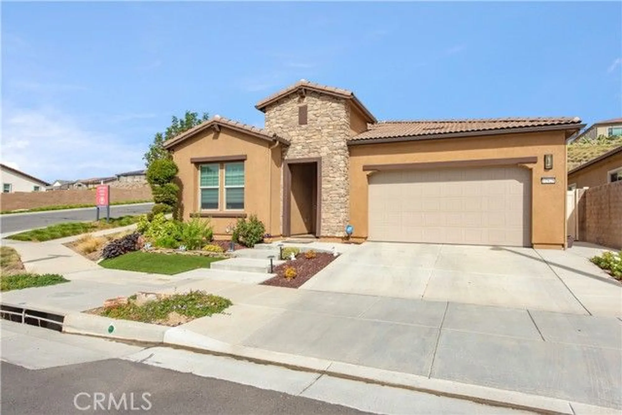 Property Slideshow image 1 of 20 | 11828 wandering way, Corona, CA, 92883