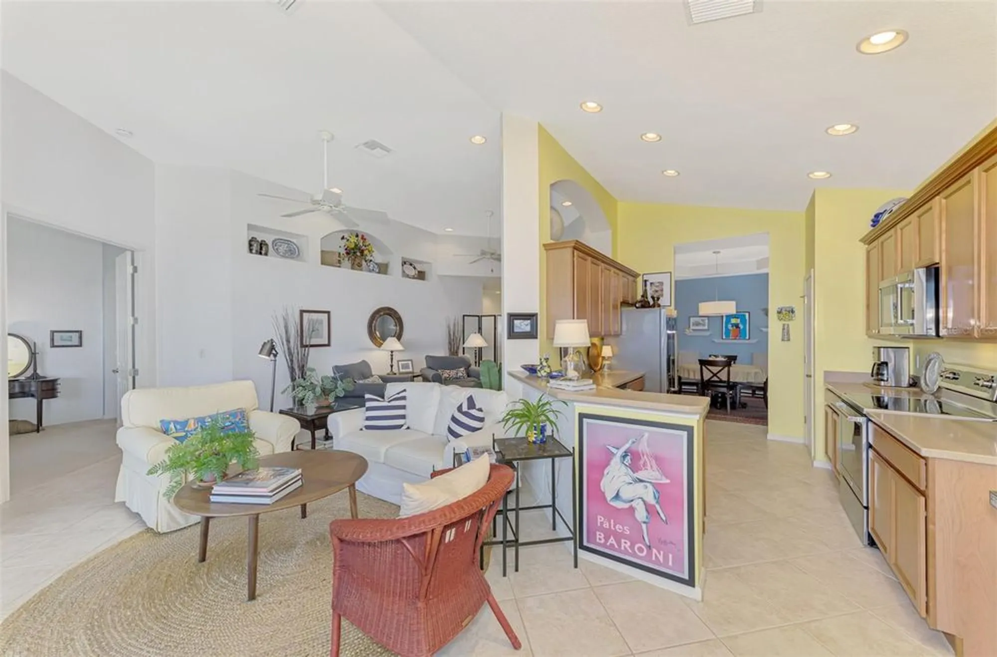 Property Slideshow image 15 of 75 | 4628 club dr h201, Port Charlotte, FL, 33953