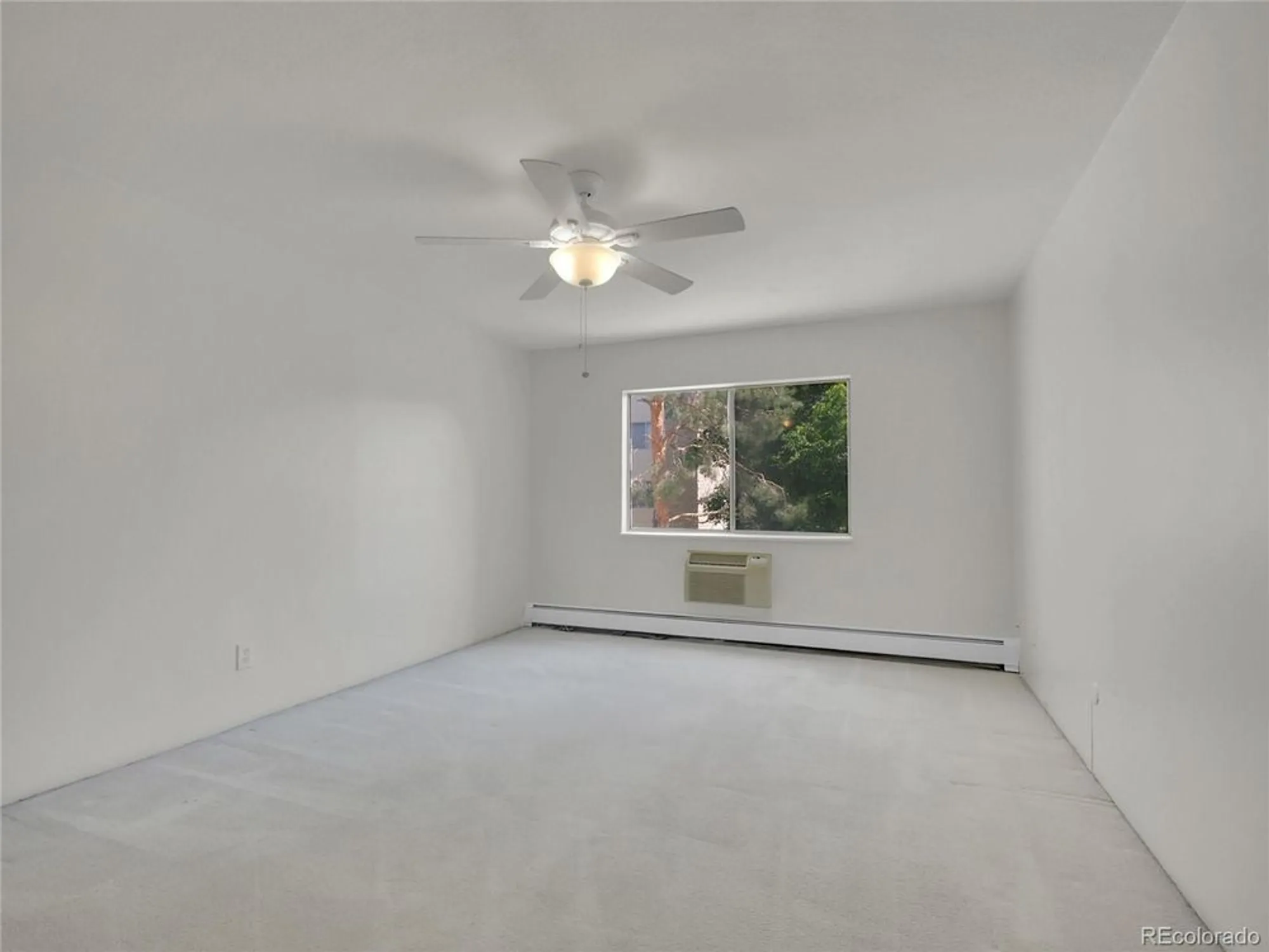 Property Slideshow image 11 of 40 | 3144 s wheeling way apt 206, Aurora, CO, 80014