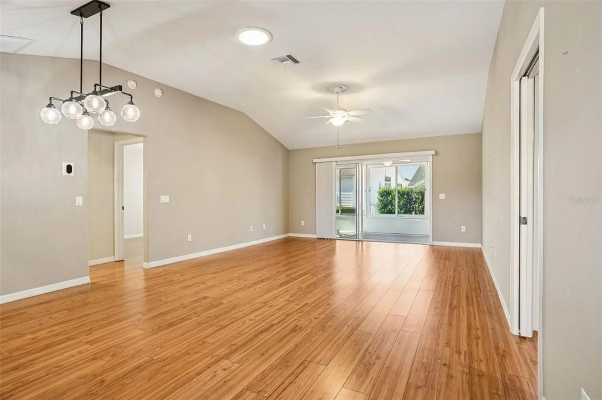 Property Slideshow image 4 of 54 | 1542 wyatt ave, The Villages, FL, 32162