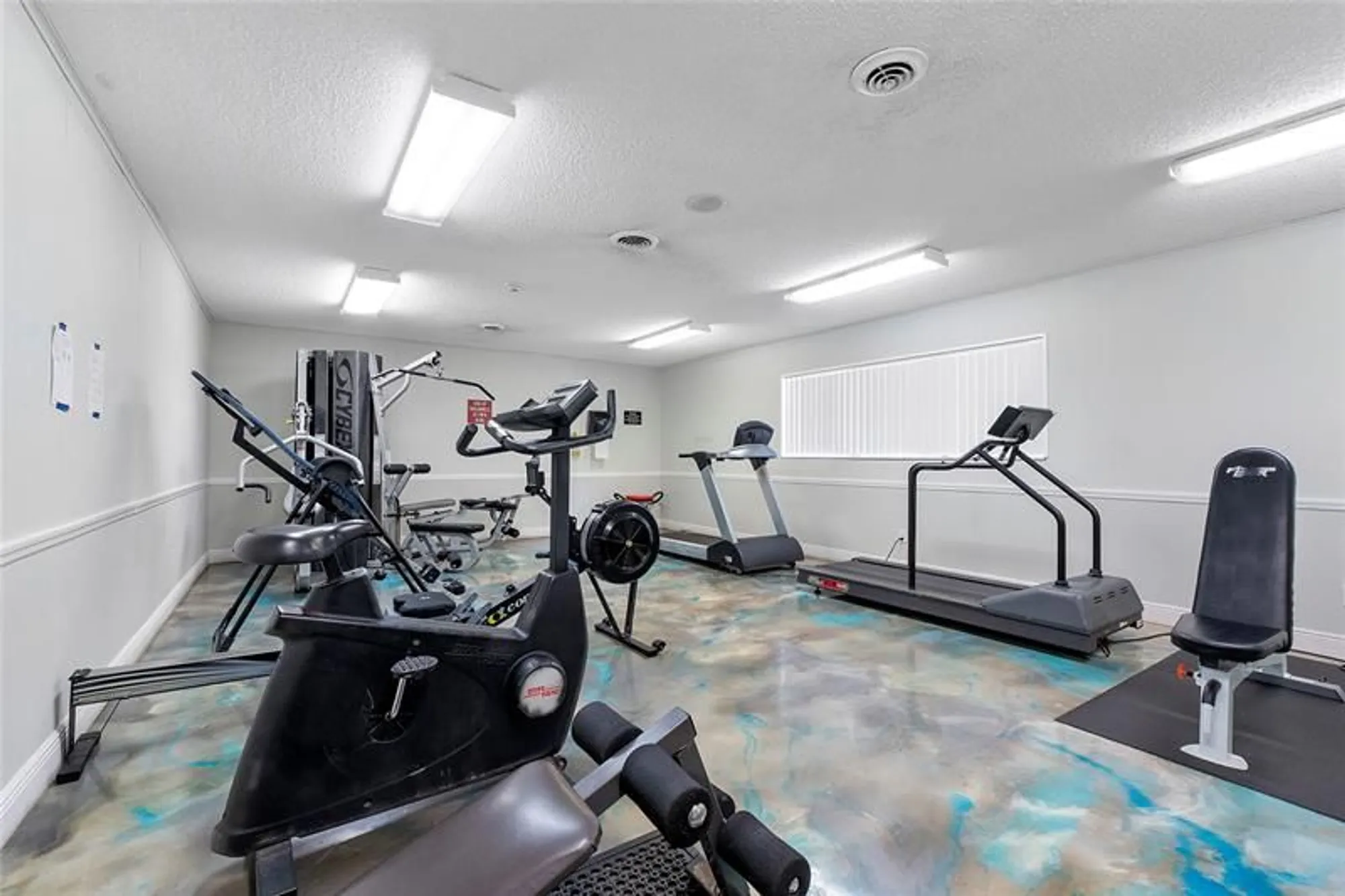 Property Slideshow image 24 of 31 | 7807 golf circle dr 211, Margate, FL, 33063