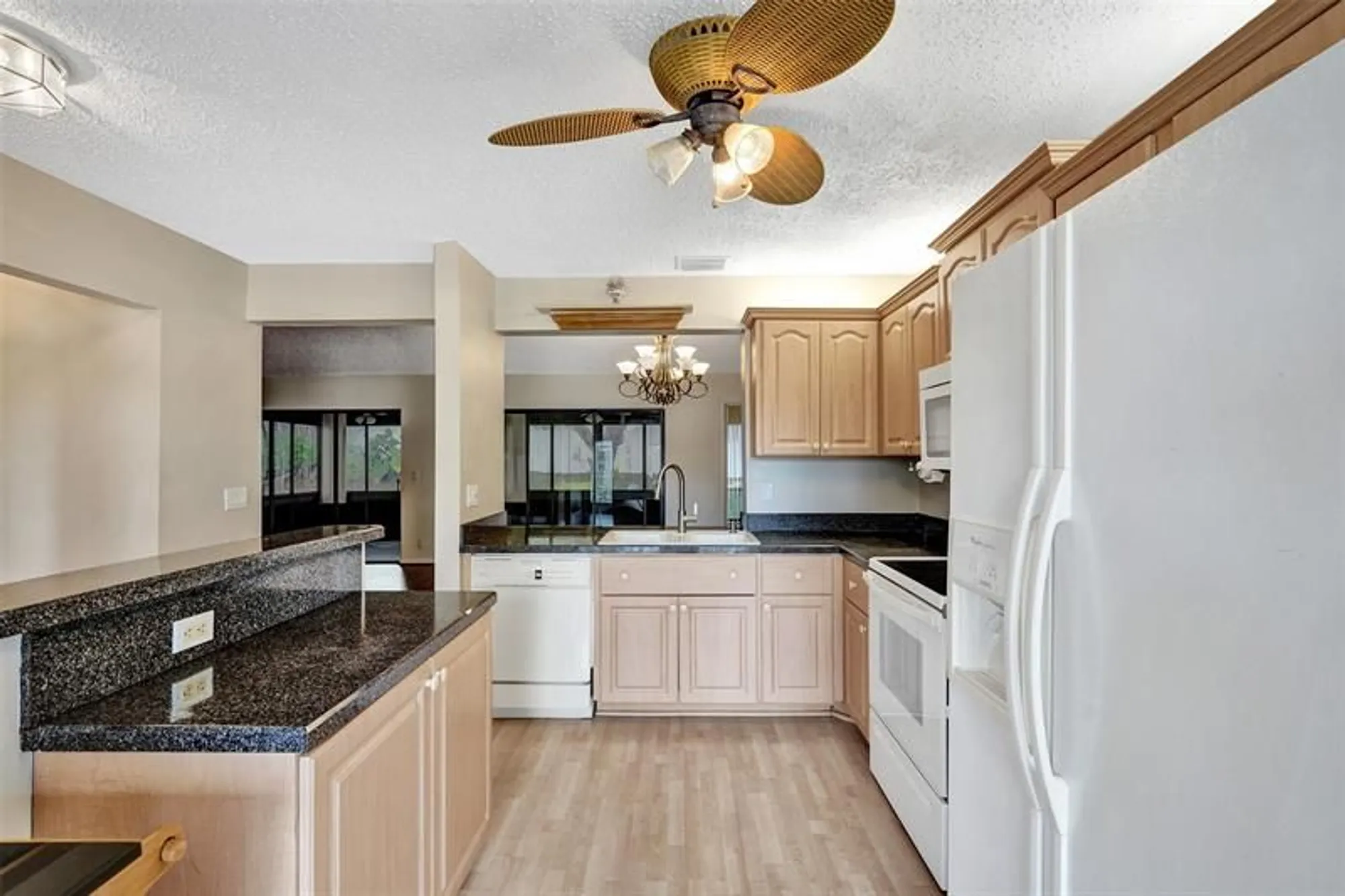 Property Slideshow image 15 of 94 | 1622 sw 19th ave, Deerfield Beach, FL, 33442