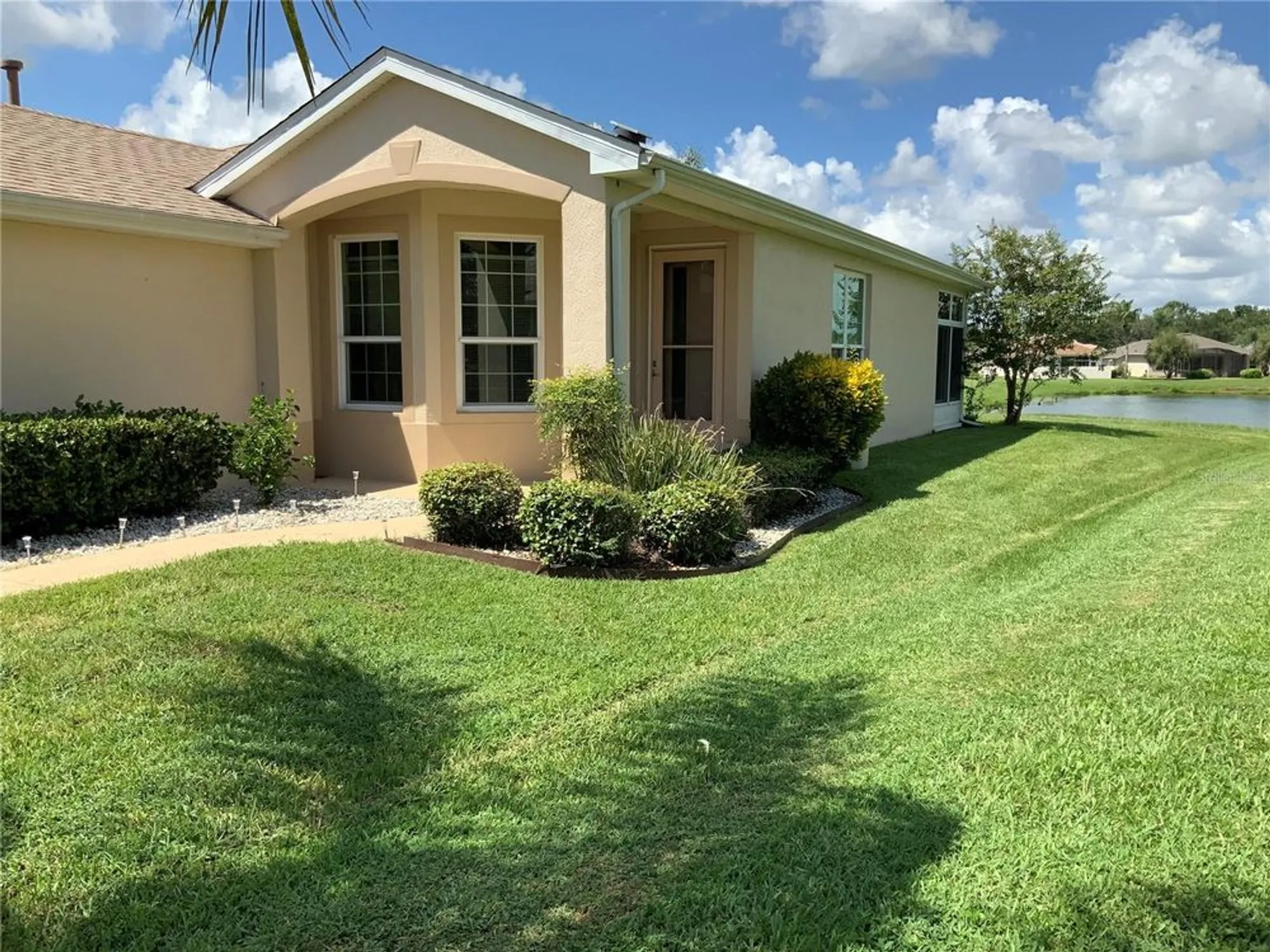 Property Slideshow image 20 of 26 | 27123 nostalgia dr, Leesburg, FL, 34748