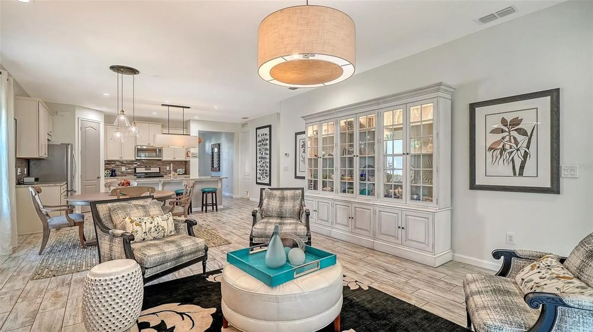 Property Slideshow image 17 of 51 | 11211 spring gate trl, Lakewood Ranch, FL, 34211