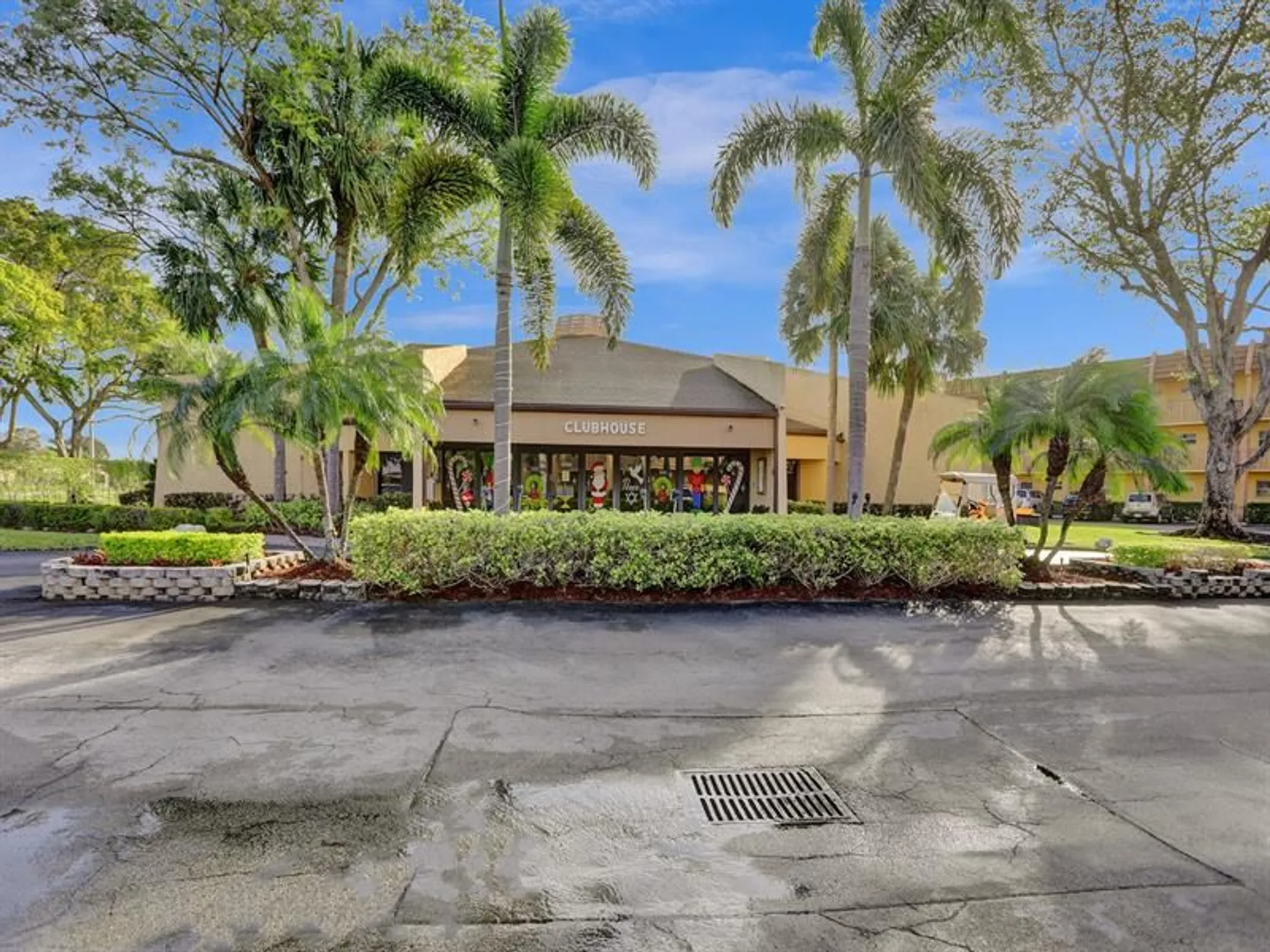 Property Slideshow image 29 of 35 | 6570 royal palm blvd 210j, Margate, FL, 33063