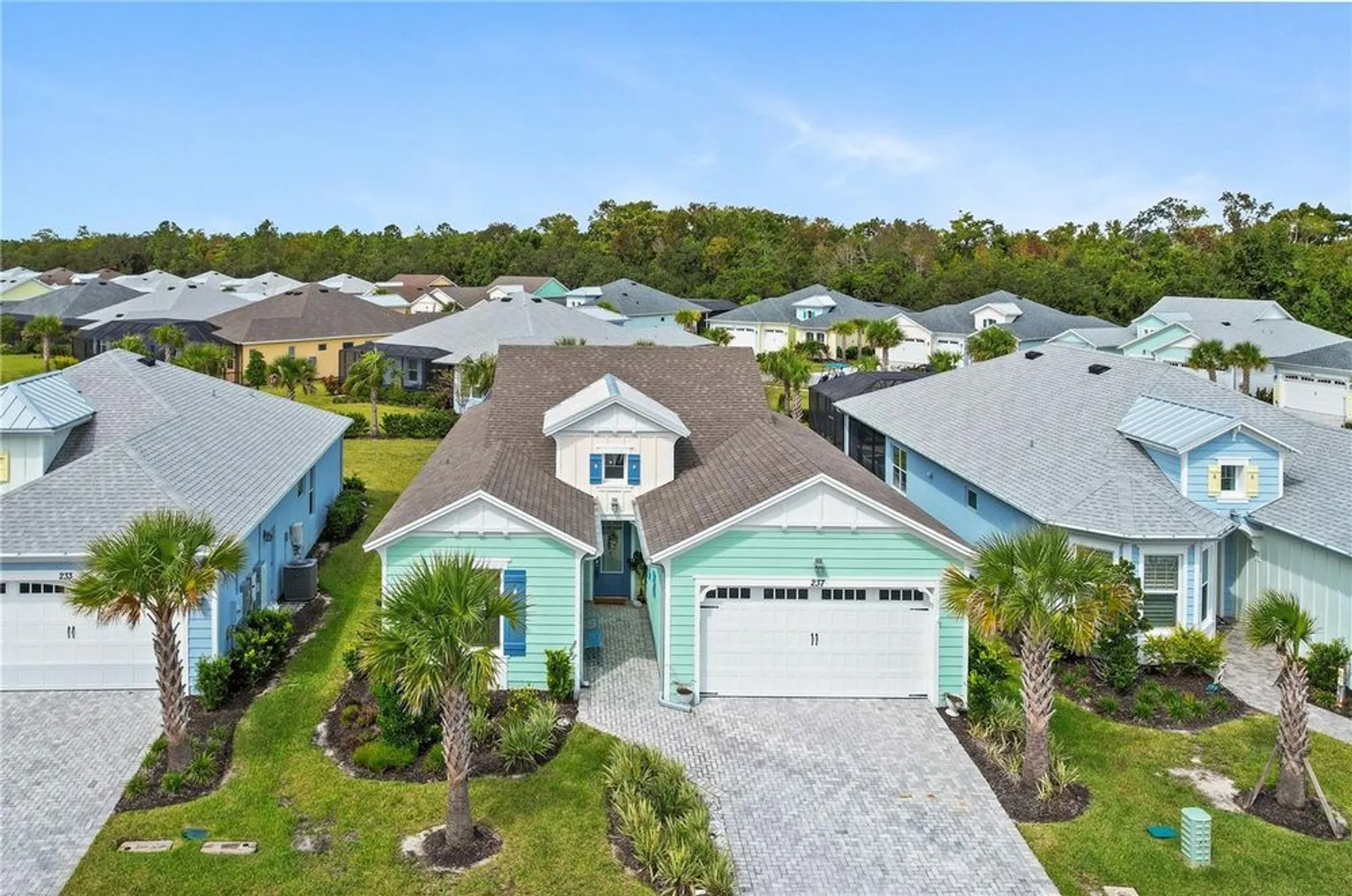Property Slideshow image 2 of 47 | 237 blue starfish pl, Daytona Beach, FL, 32124