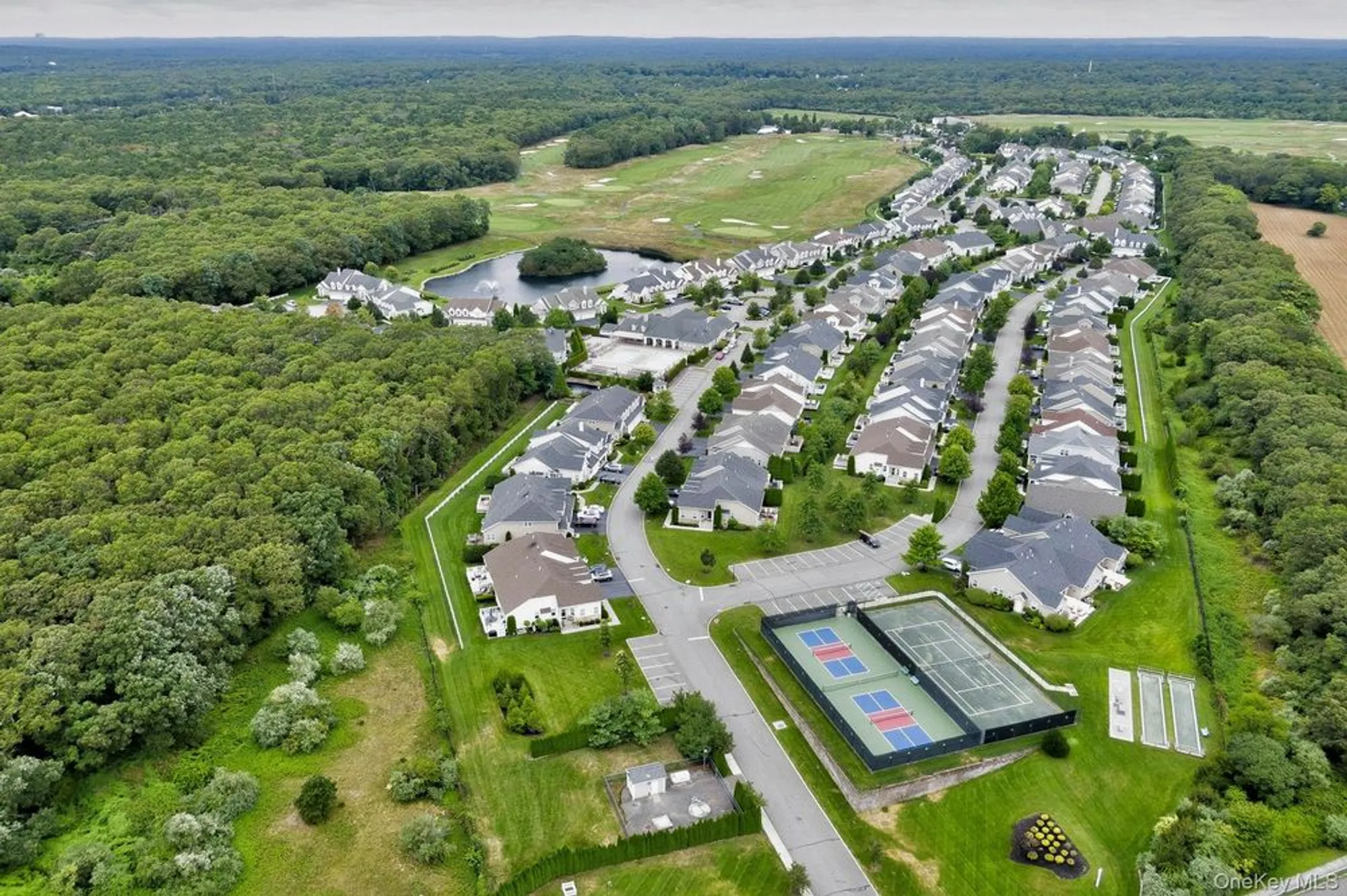 Property Slideshow image 25 of 40 | 279 augusta dr, Medford, NY, 11763