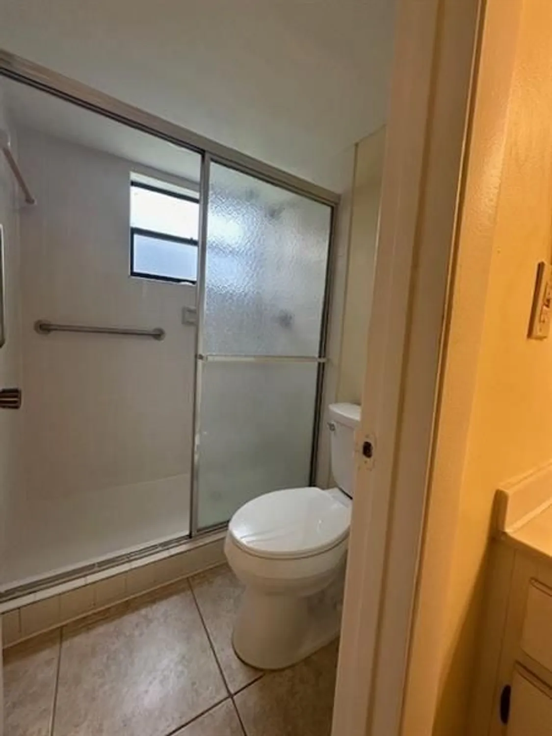 Property Slideshow image 12 of 22 | 8050 w mcnab rd 210, Tamarac, FL, 33321