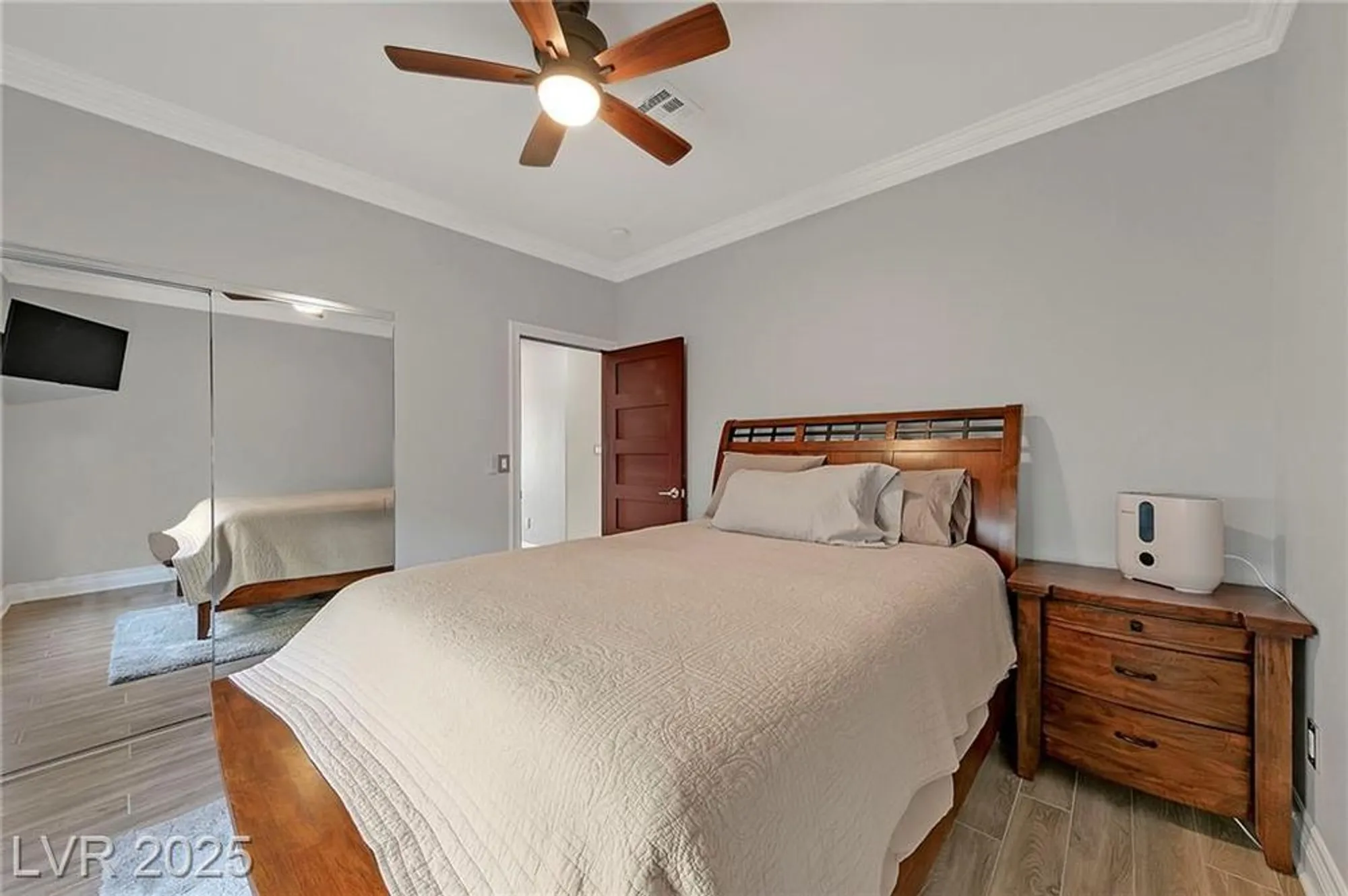 Property Slideshow image 30 of 56 | 1999 oliver springs st, Henderson, NV, 89052