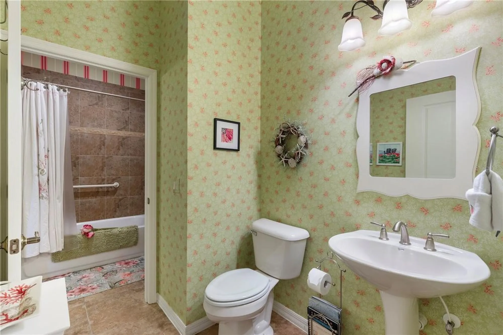 Property Slideshow image 29 of 60 | 1627 lancashire dr, Venice, FL, 34293
