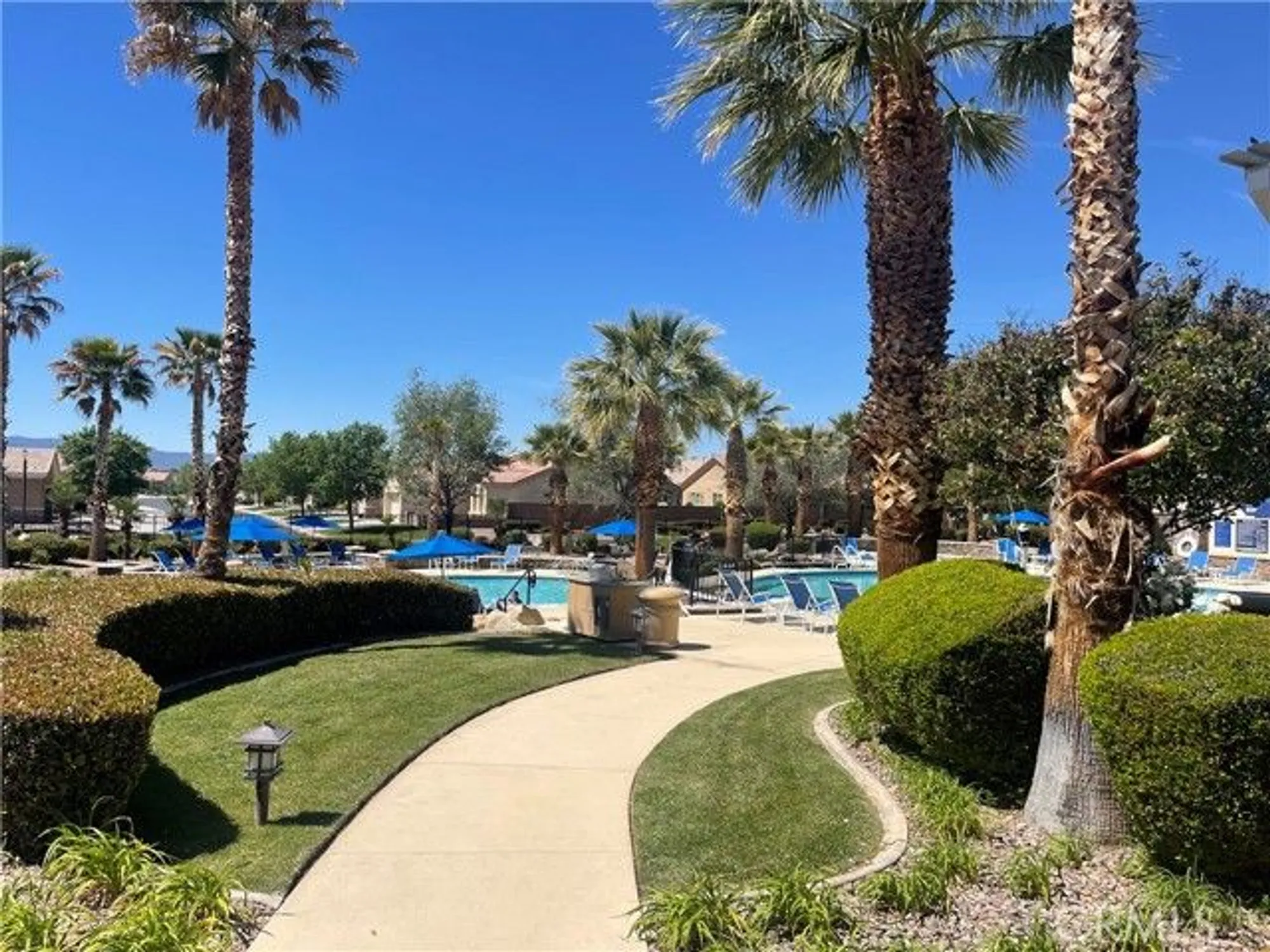 Property Slideshow image 55 of 56 | 19365 galloping hill rd, Apple Valley, CA, 92308