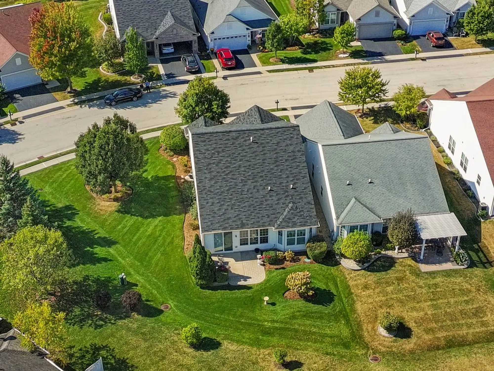 Property Slideshow image 27 of 29 | 12774 holbrook dr, Huntley, IL, 60142