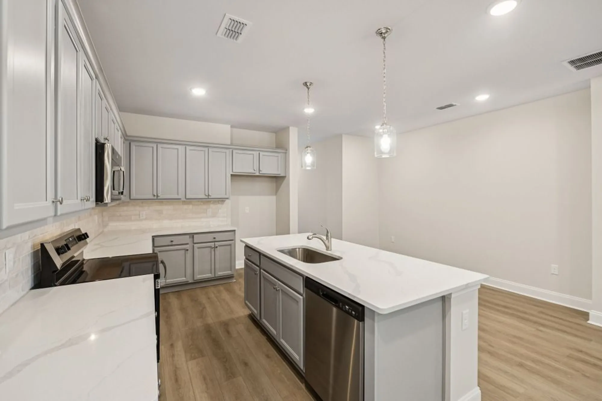 Property Slideshow image 21 of 42 | 100 sidlaw pass, Smyrna, TN, 37167