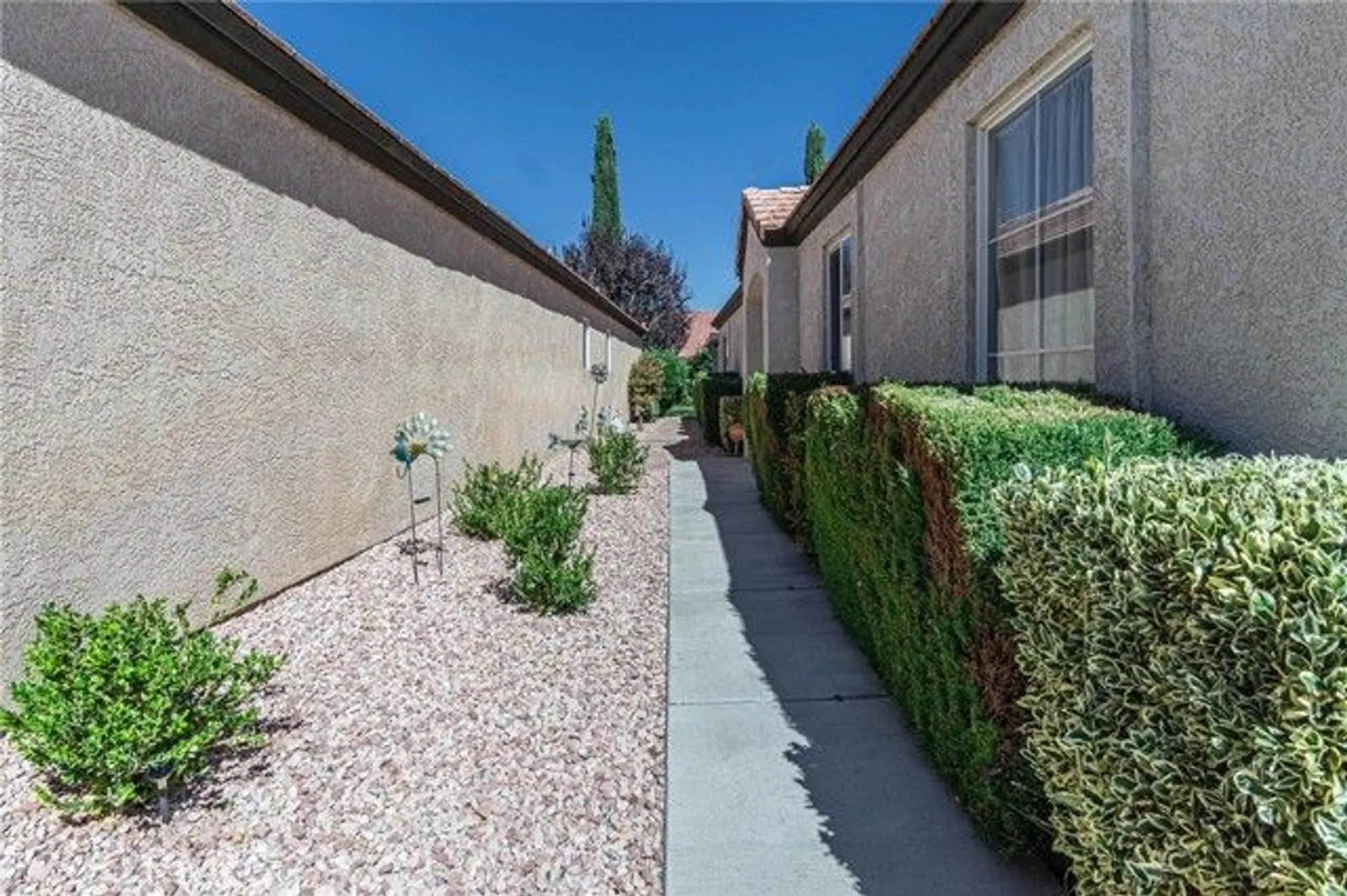 Property Slideshow image 59 of 62 | 19046 stoddard way, Apple Valley, CA, 92308